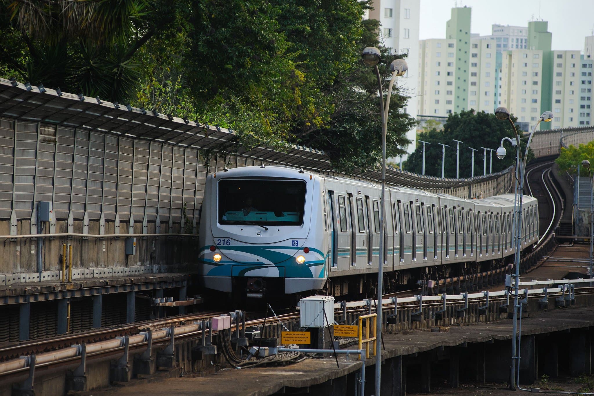 Cartões de 107 países já foram usados nas catracas do Metrô de SP, diz Visa
