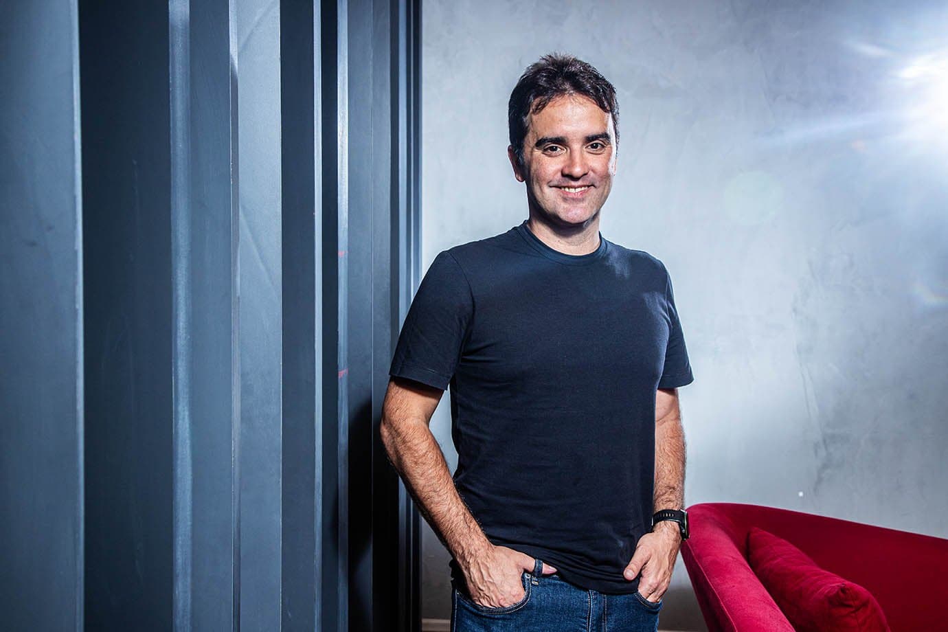 O triunfo da educação: Ari de Sá é destaque em prêmio internacional