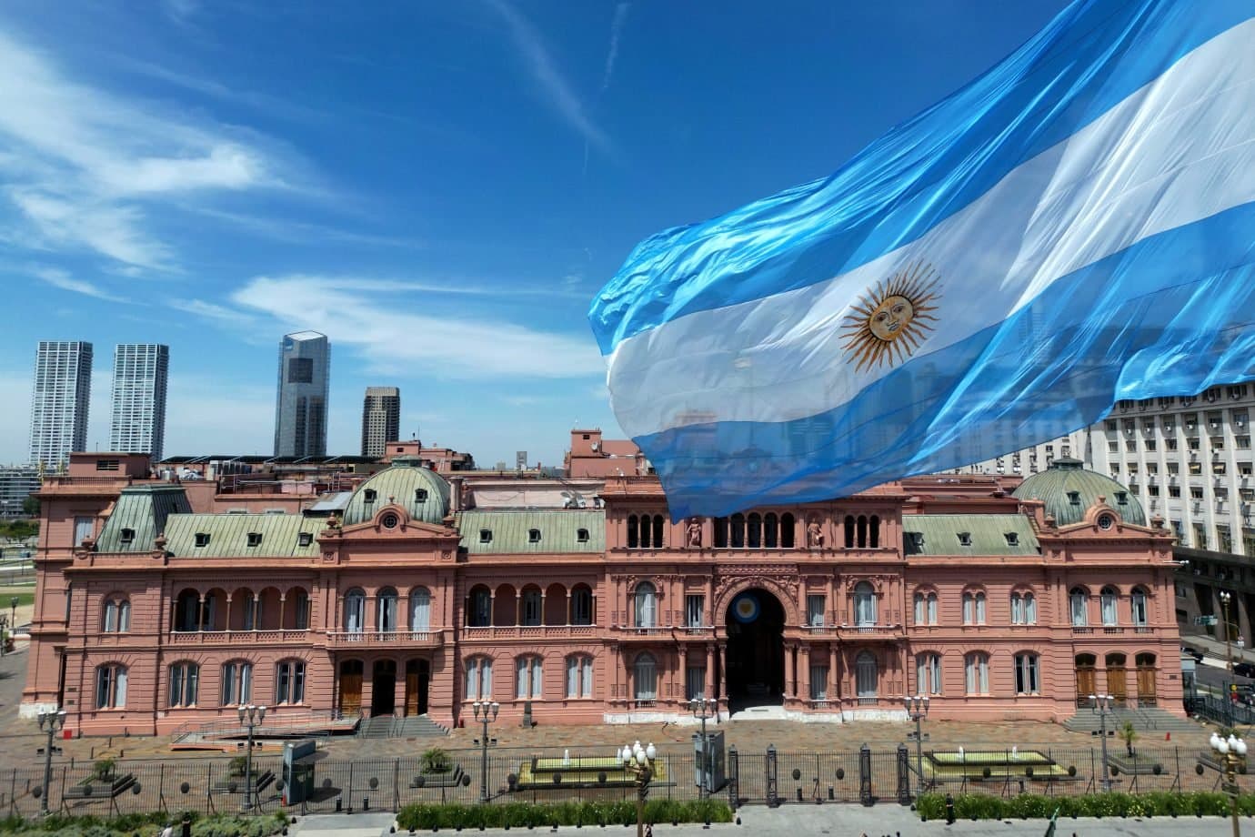 Ter escritório na Argentina é caro — muito mais do que no Vale do Silício