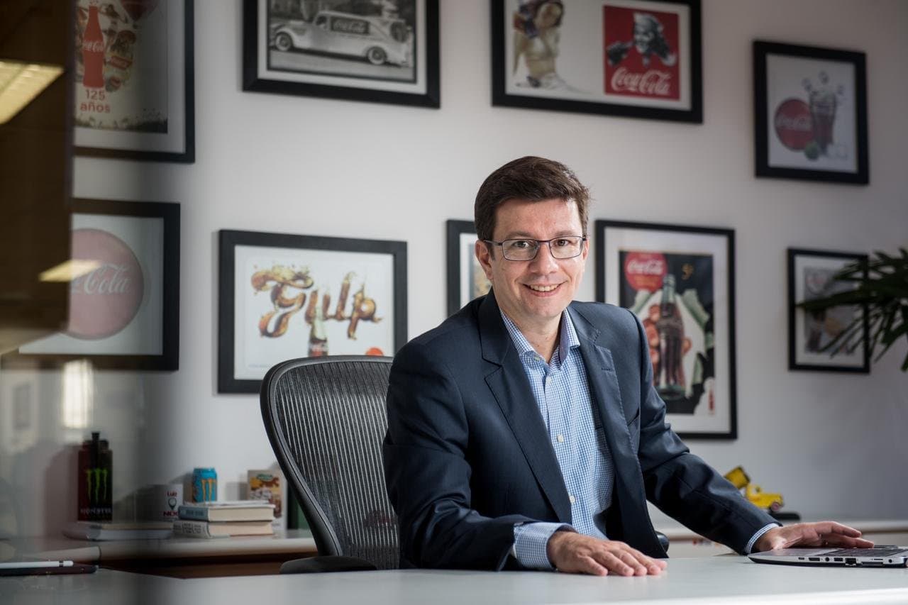 O plano da maior fabricante de Coca-Cola no mundo para crescer 20% com a Copa no Brasil