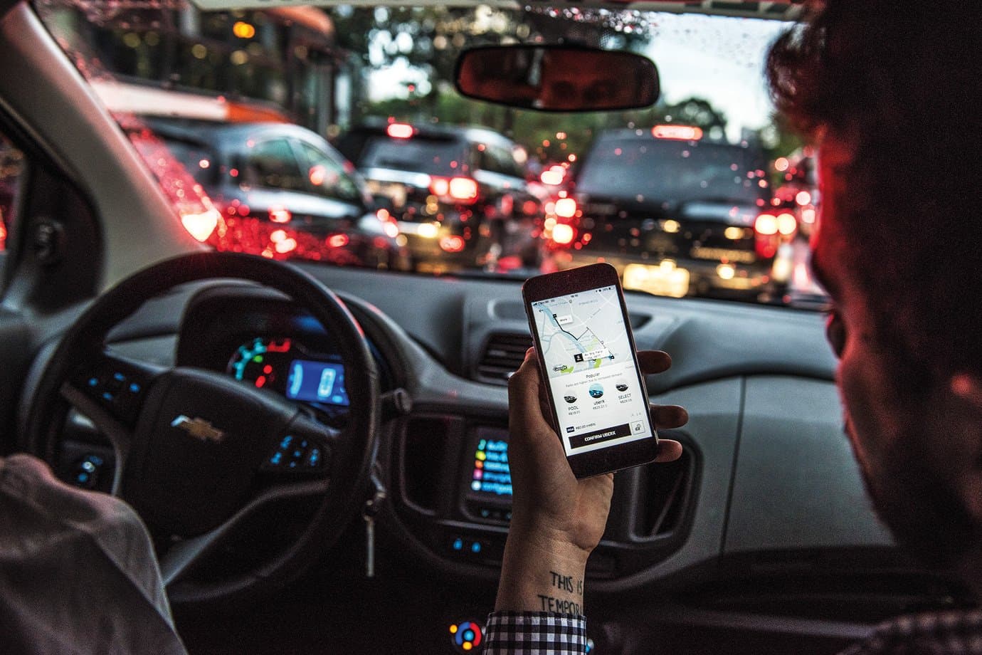 Governo prepara nova modalidade de crédito para motocicletas de trabalhadores de app, diz Casa Civil
