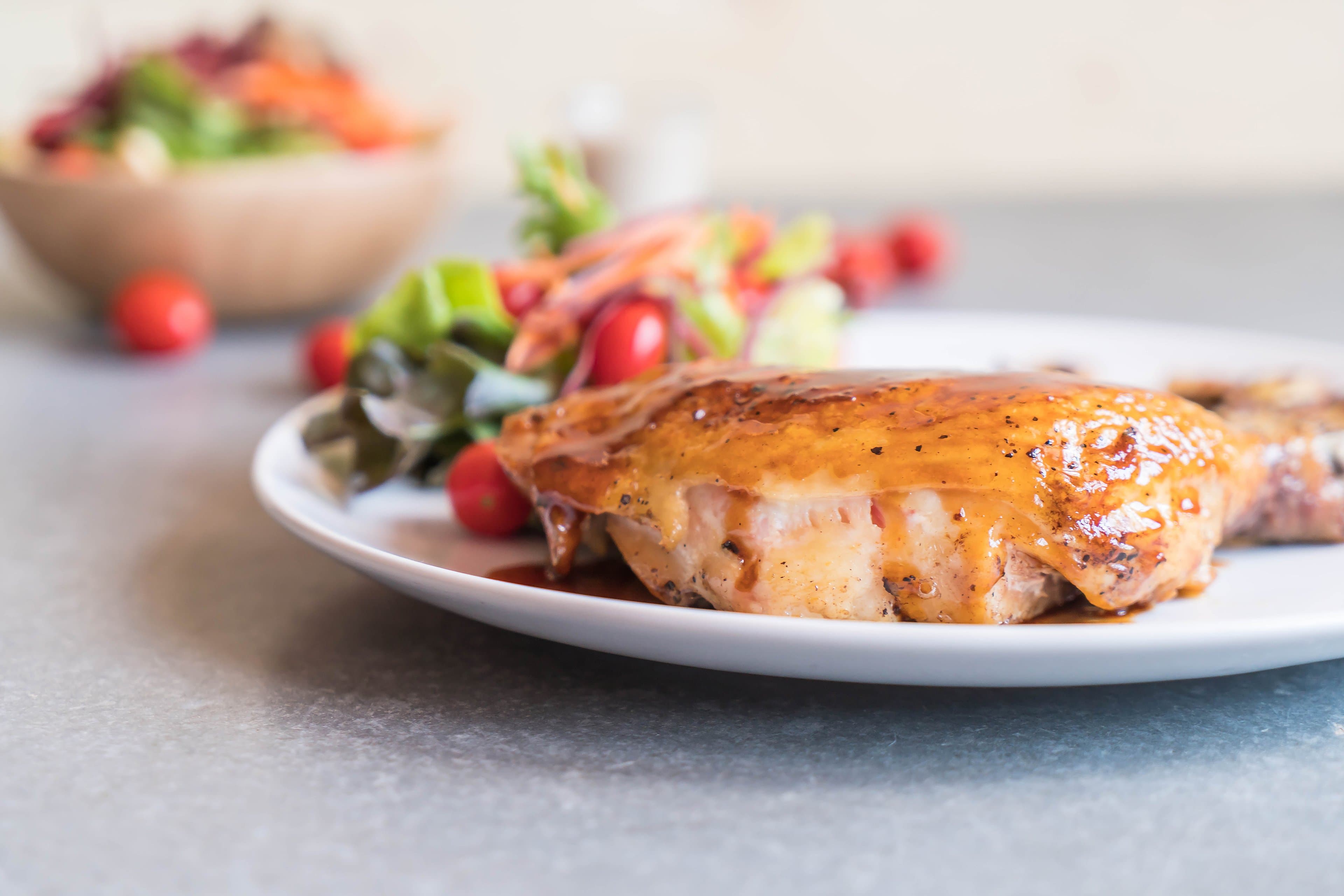Consumidor come seis vezes mais frango que na década de 60 — e o clima paga a conta