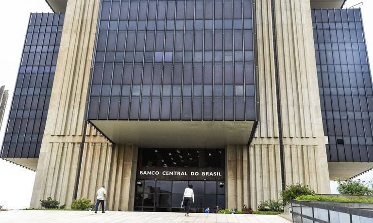 'Está afastando os amadores': executivo defende regras 'duras' do BC para empresas cripto