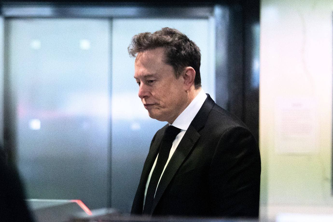 Elon Musk chega a US$ 1 trilhão enquanto bilionários acumulam US$ 20 trilhões