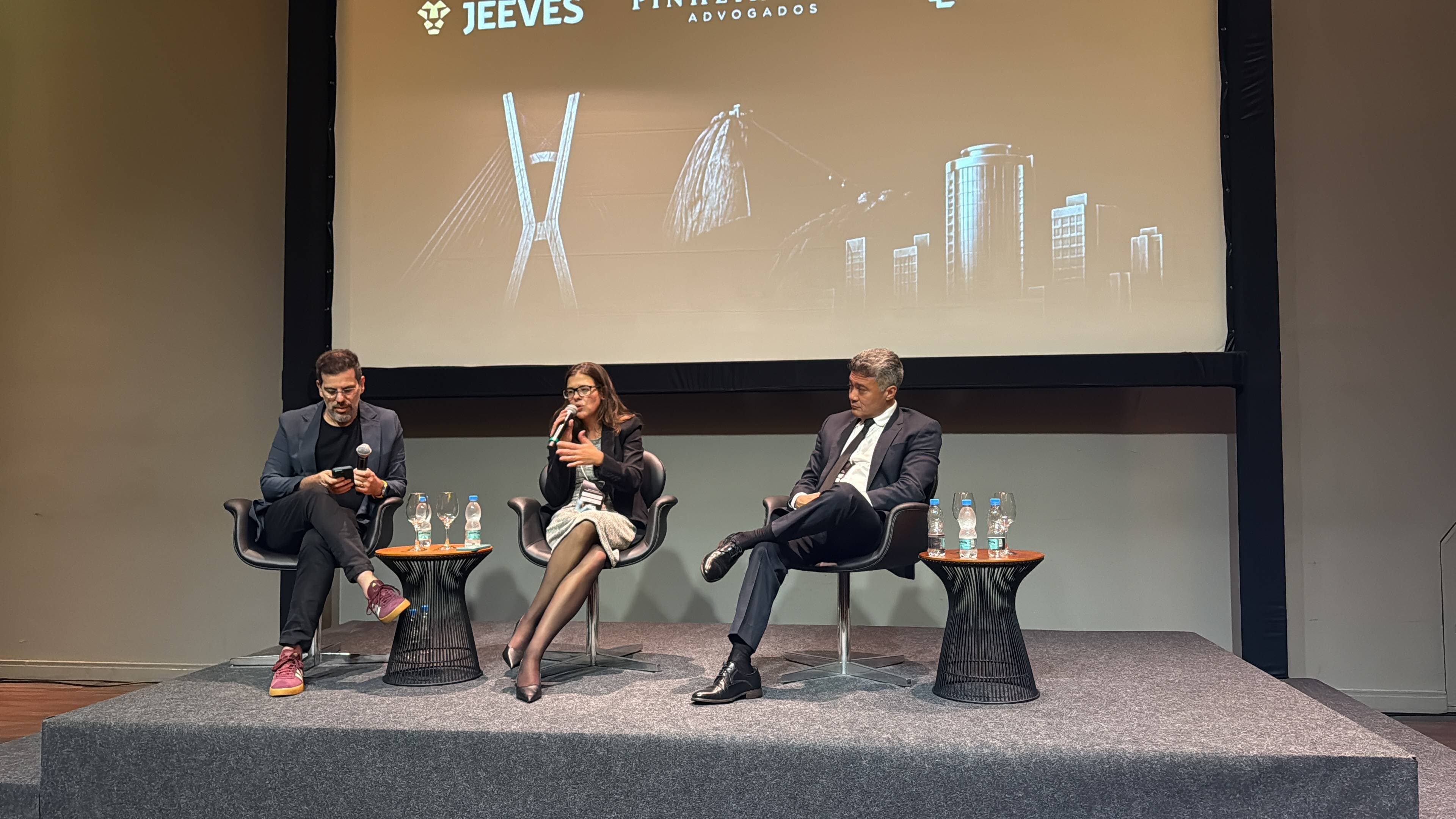 Regular crypto as a service é a solução para evitar quebradeira de empresas cripto, diz advogada