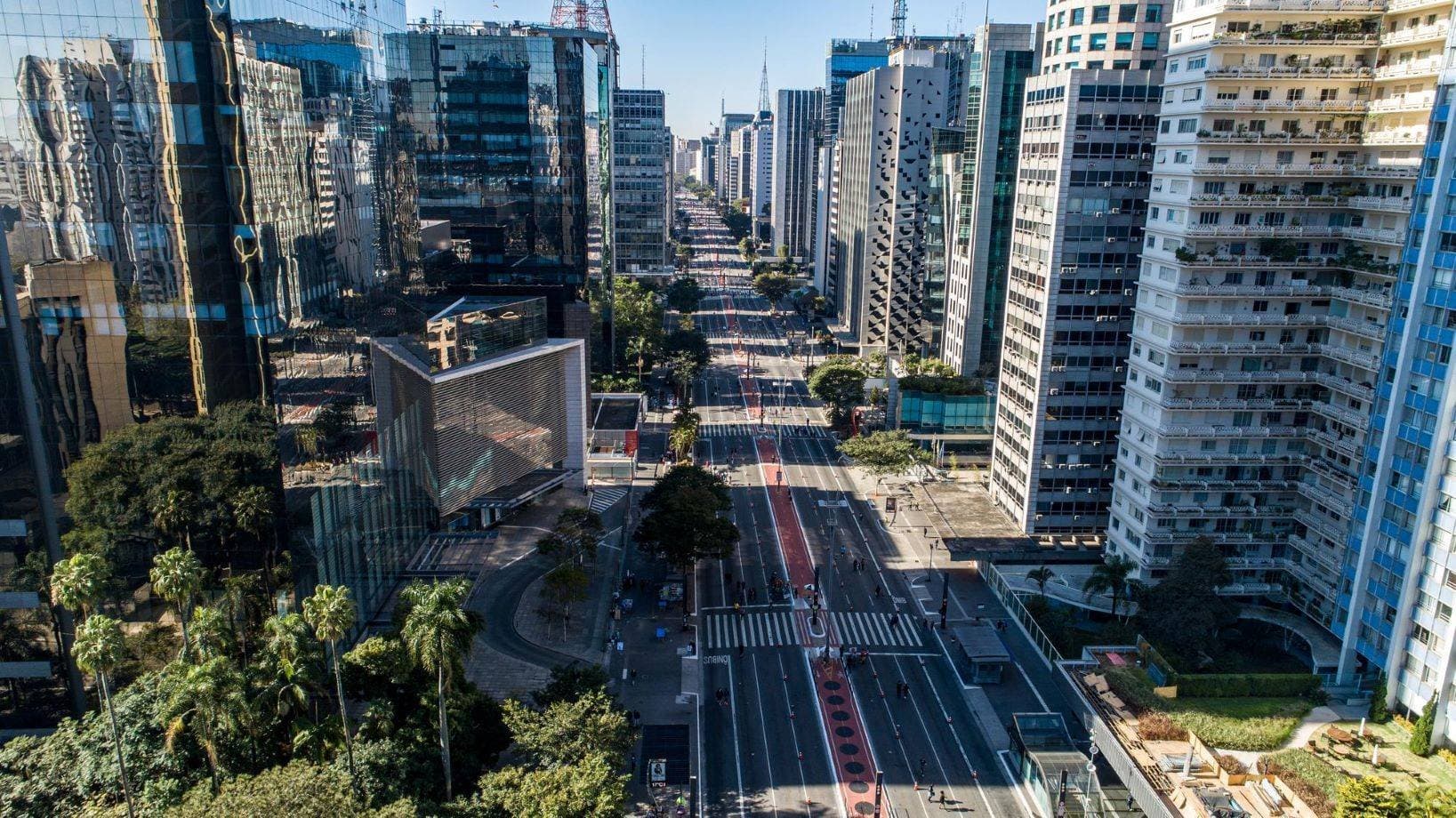 PIB paulista avança 3,2% em março puxado pela indústria
