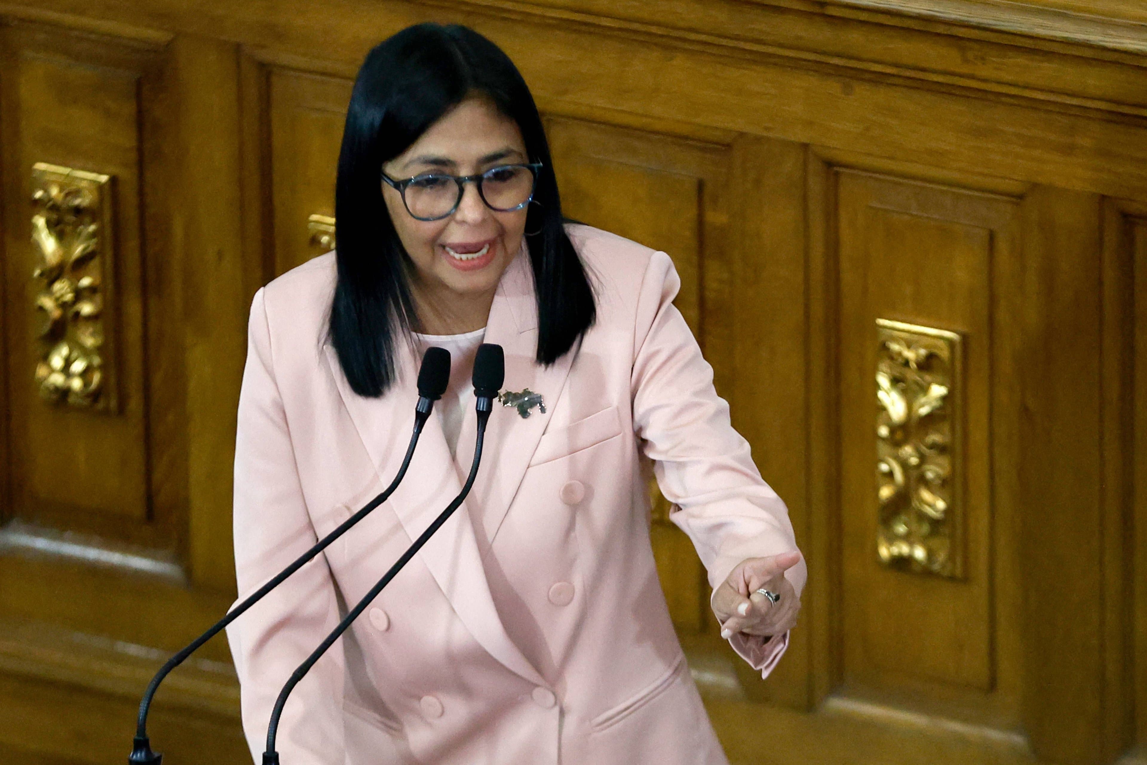 Terremoto na Venezuela muda cenário político para Delcy Rodríguez