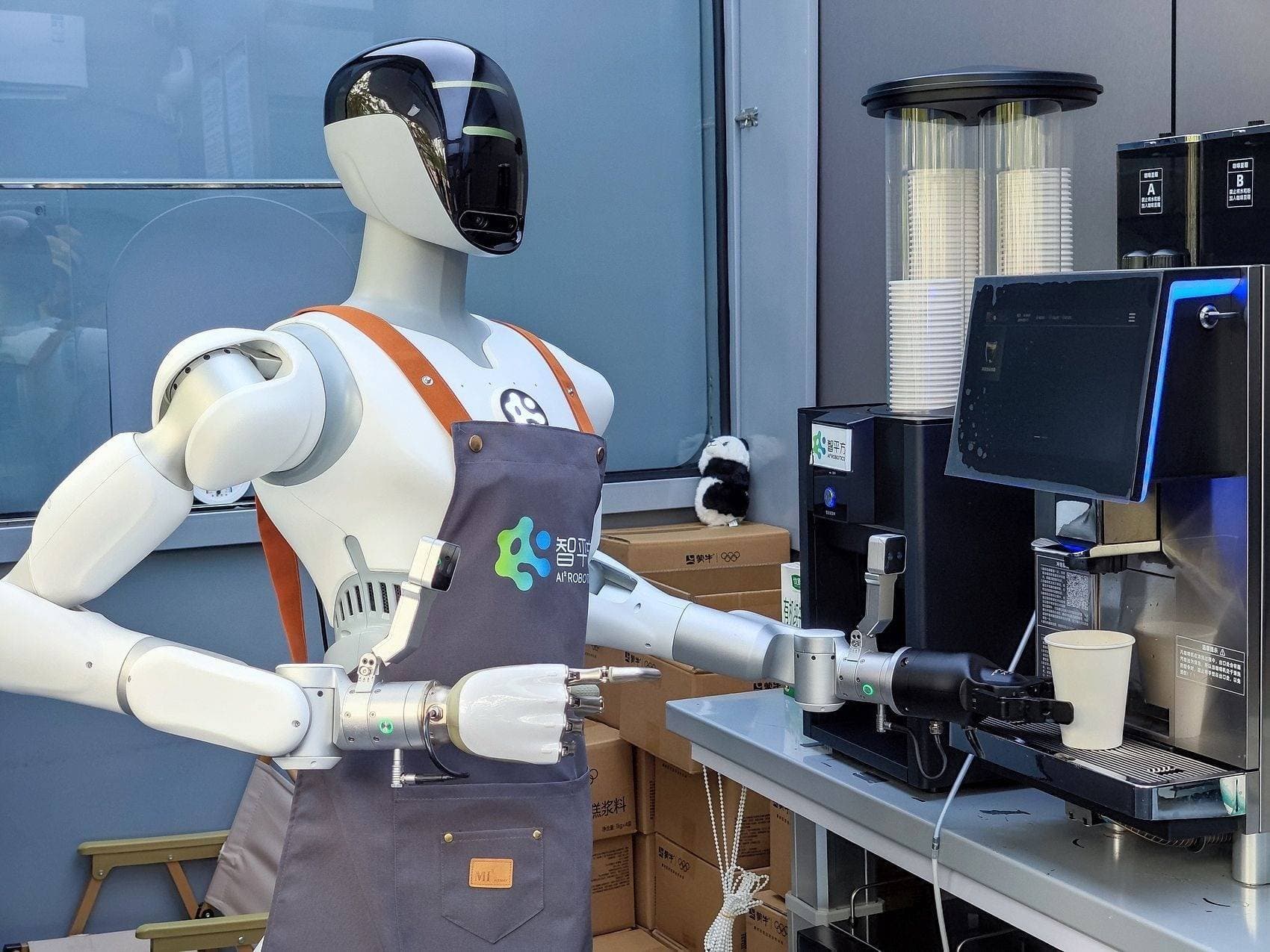 Startups chinesas de robôs passam de US$ 2,9 bi e aceleram disputa com Tesla e Figure AI