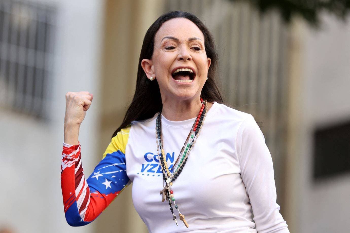 EUA afirmam que retorno de María Corina à Venezuela pode 'atrapalhar' ajuda às vítimas de terremoto
