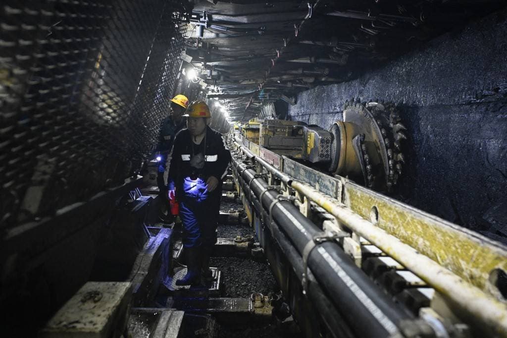 Investidores estrangeiros passam a negociar futuros de carbonato de lítio na China