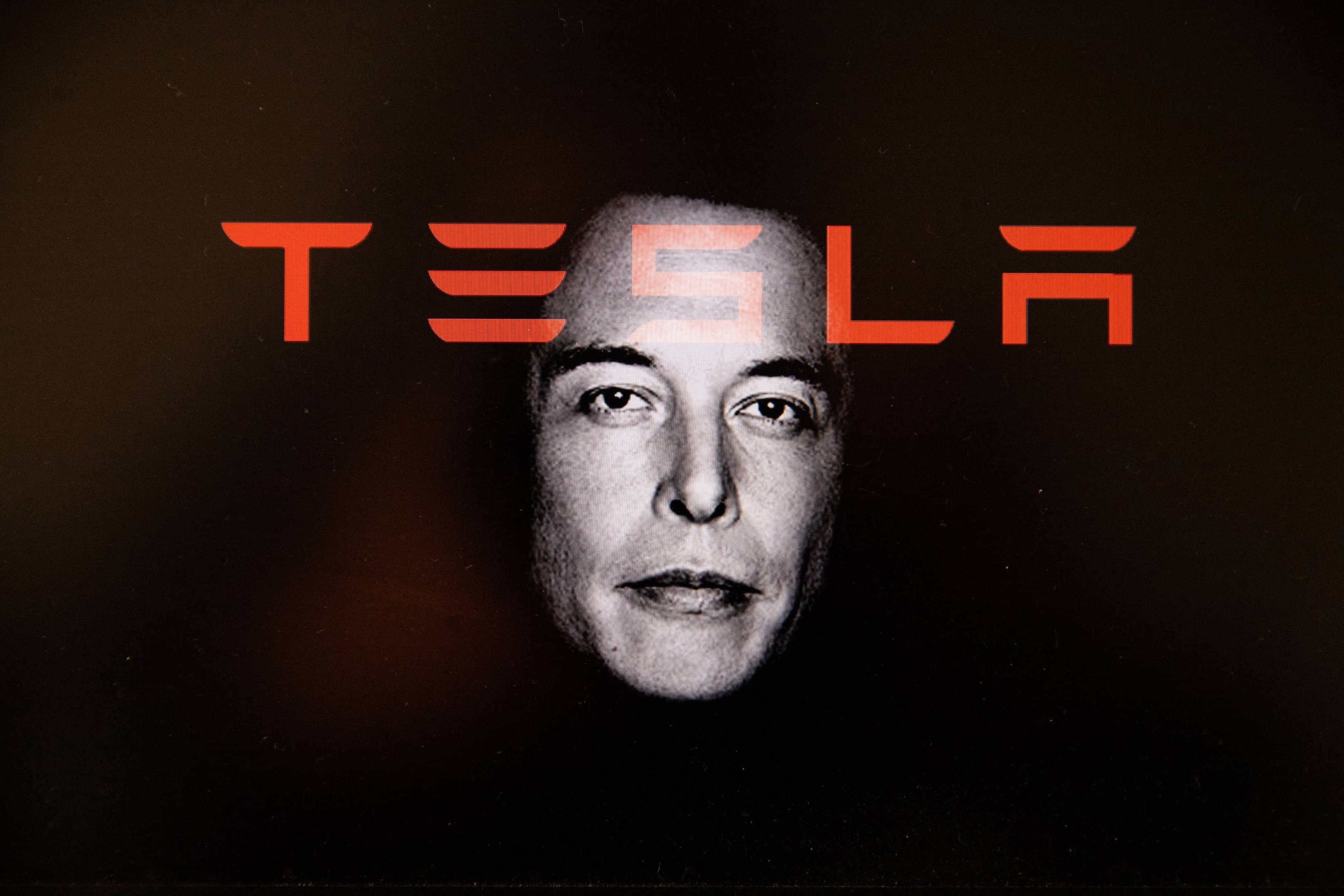 Tesla divulga balanço hoje: mercado espera lucro maior — mas foco está em outro detalhe