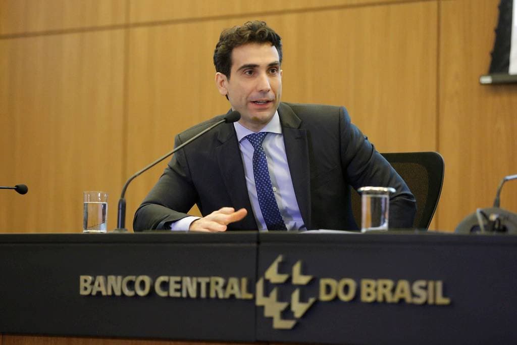 Galípolo afirma que Selic alta nem sempre beneficia o mercado financeiro