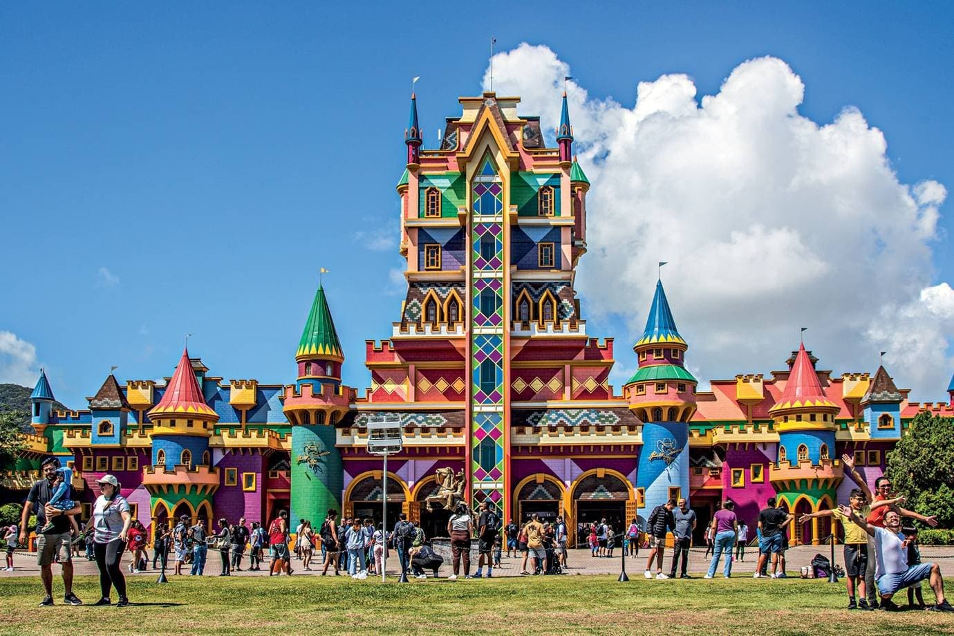 Quais são os 5 parques de diversão mais visitados da América Latina — 2 deles ficam no Brasil