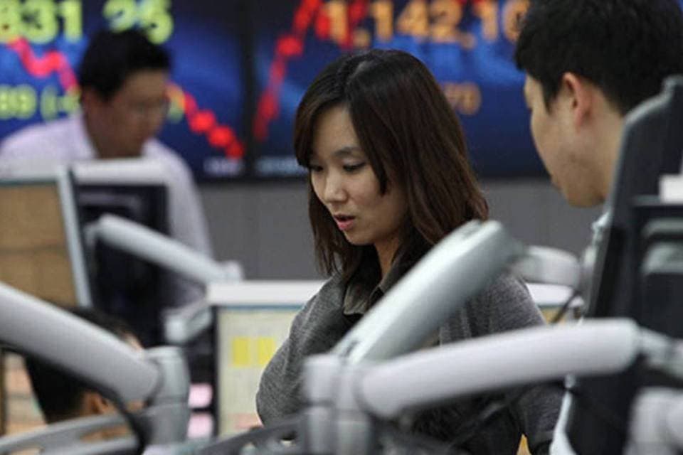 Bolsa da Coreia cai 11% e reacende temor de bolha de IA no mundo