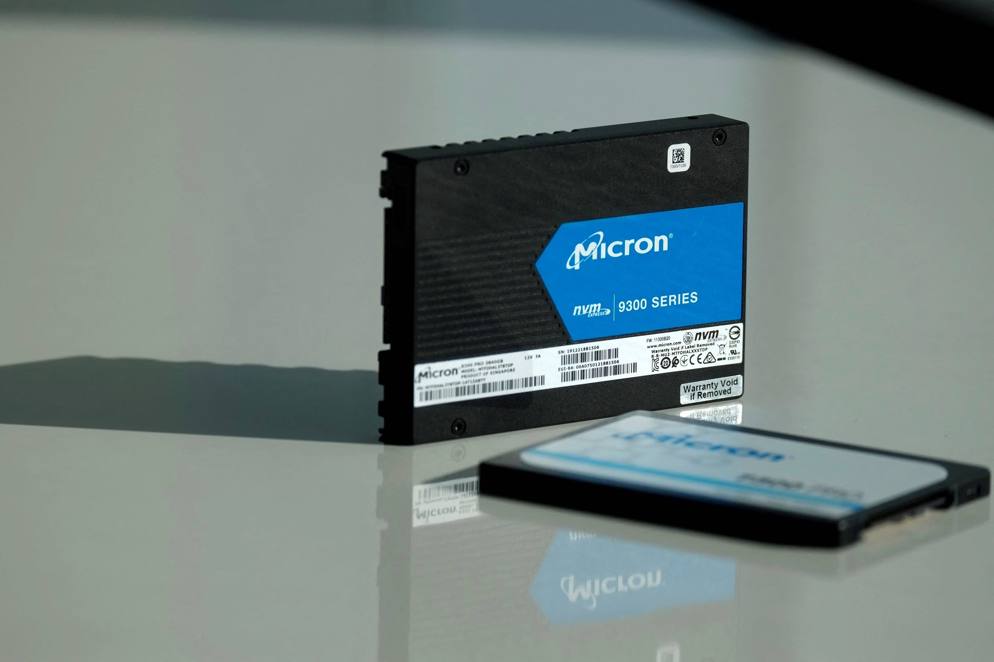 Por que uma fala do CEO da Apple fez as ações da Micron avançarem quase 4%