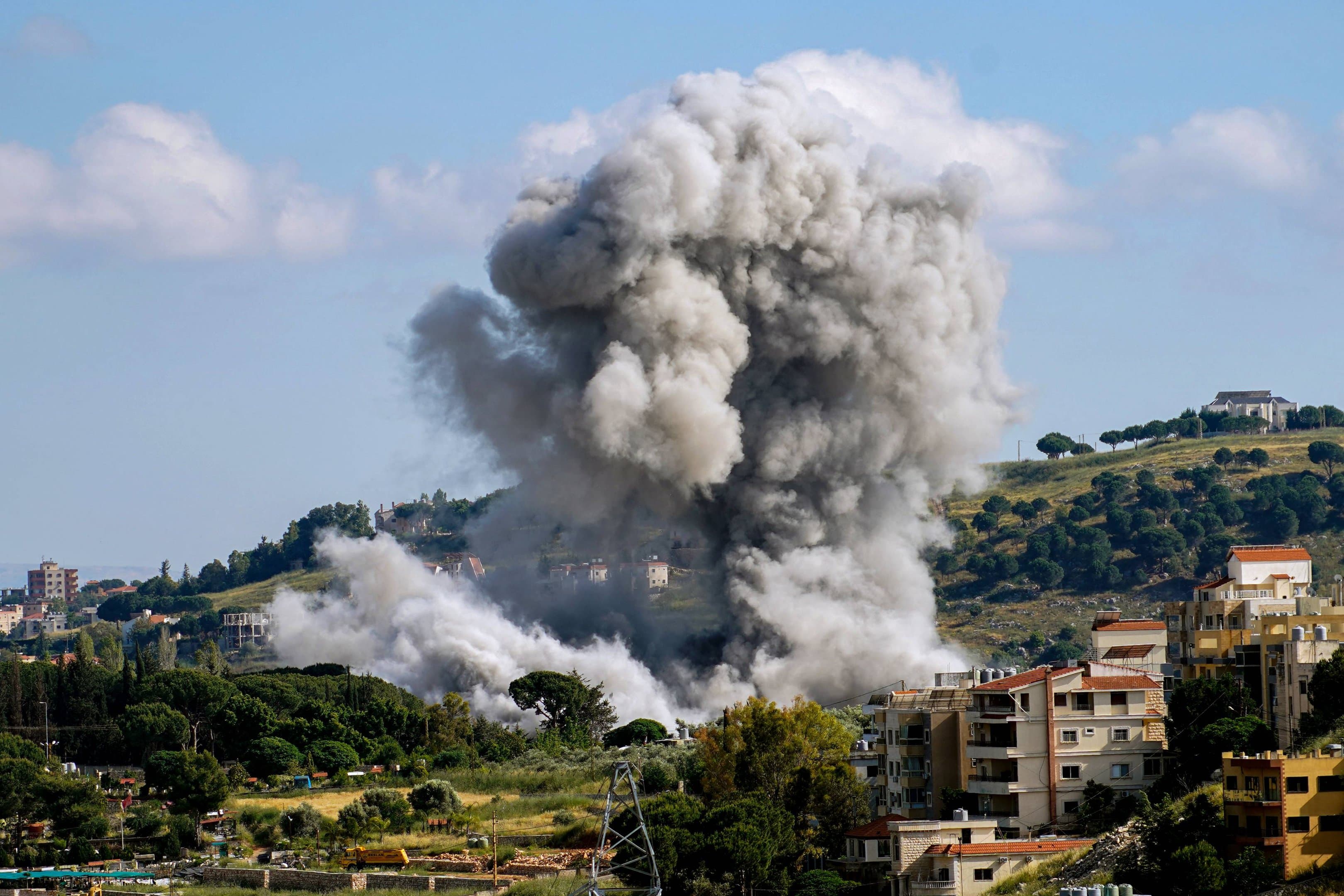 Israel intensifica ofensiva no sul do Líbano em novo ataque contra membros do Hezbollah
