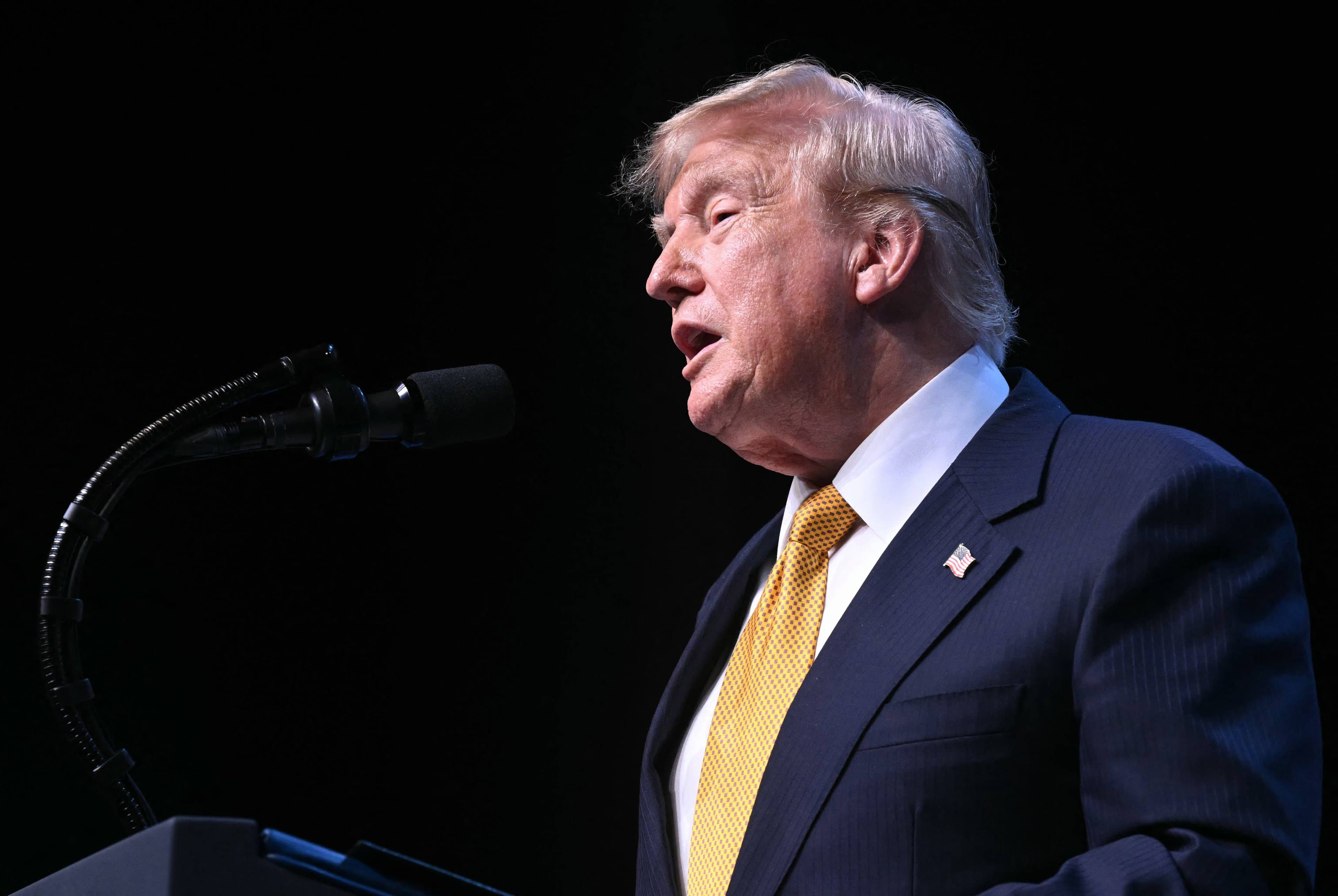 Petroleiras estão 'ganhando dinheiro demais' com guerra no Irã, diz Trump