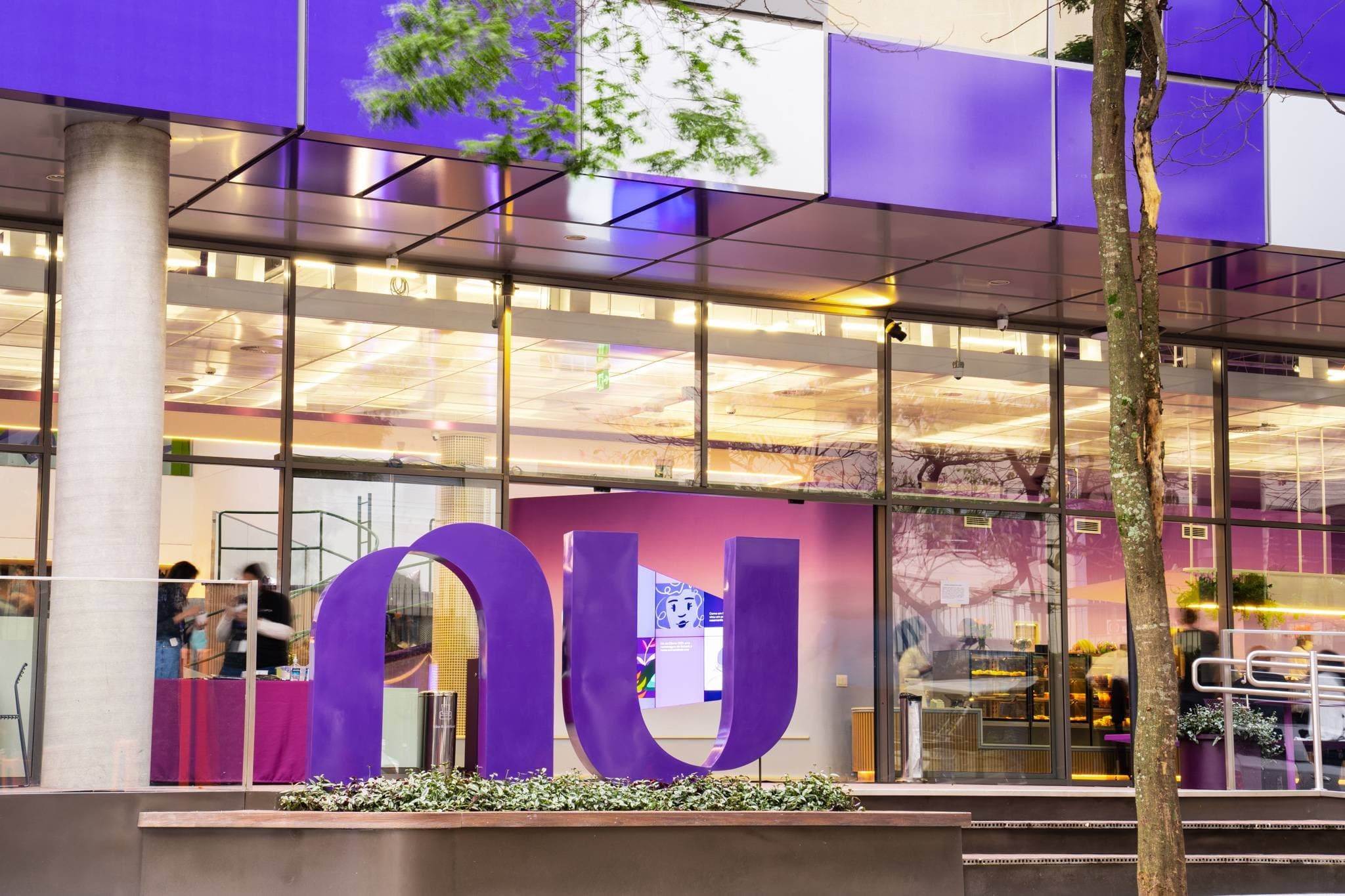 Nubank supera US$ 1 bi em lucro no 2º tri pela 1ª vez, mas inadimplência vai a 6,9%