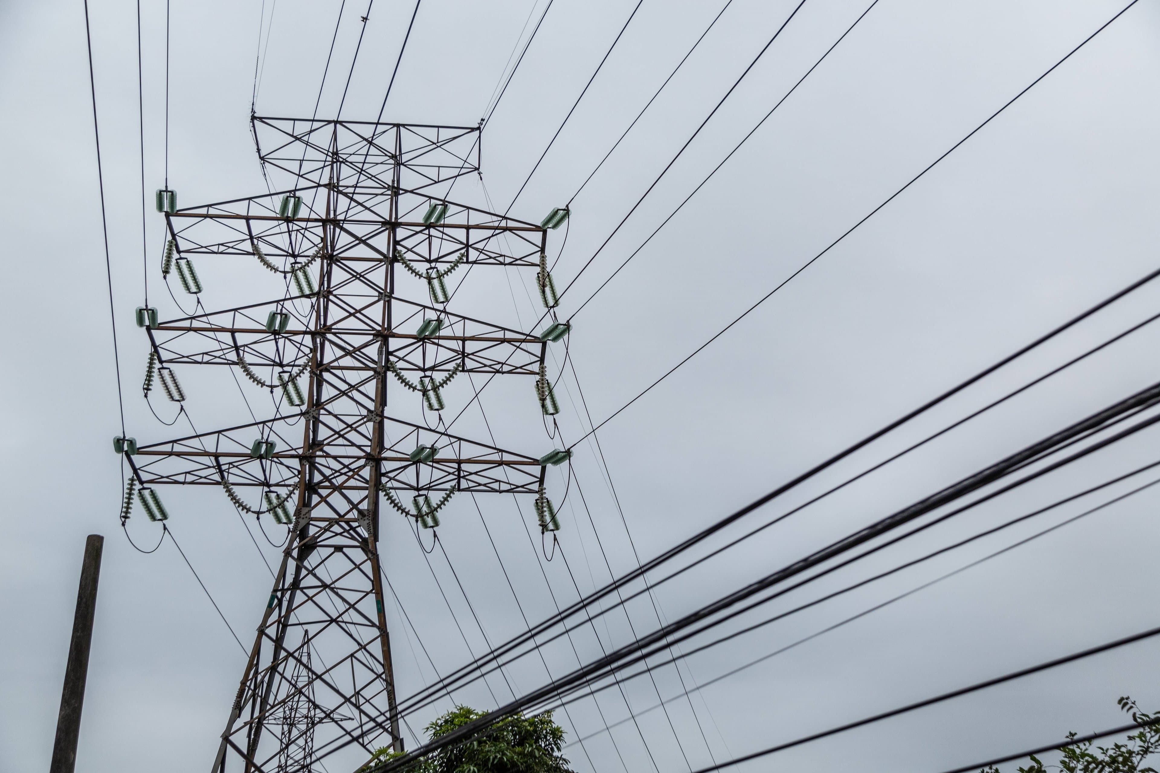 Consumidores poderão escolher fornecedores de energia elétrica; entenda