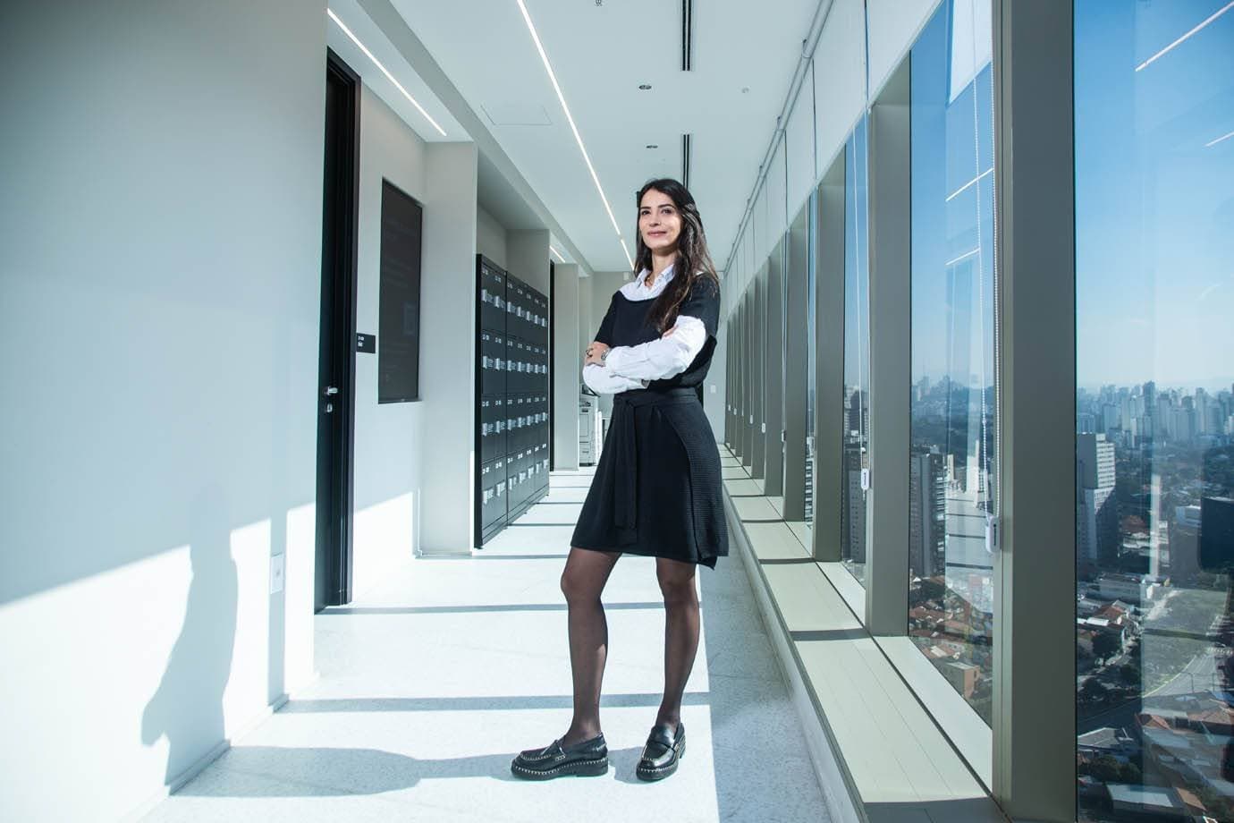 Ela virou CEO da Uber aos 33 anos e ainda é motorista pelo aplicativo