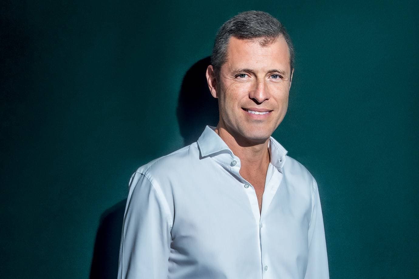 Do ovo à Forbes: como o 'Rei do Ovo' construiu um império de R$ 35 bilhões