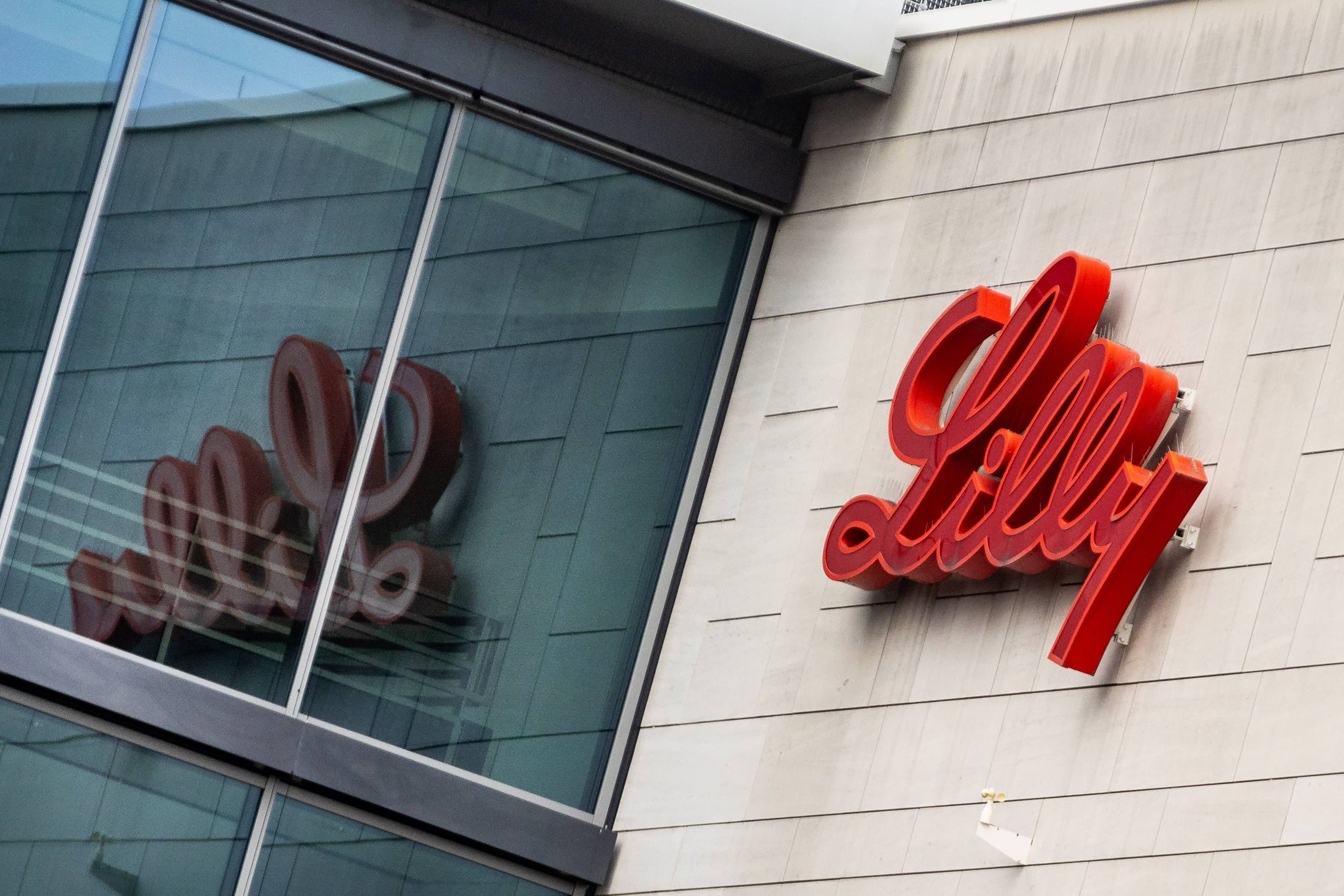 Eli Lilly faz mais de US$ 30 bi em aquisições no ano para depender menos do Mounjaro