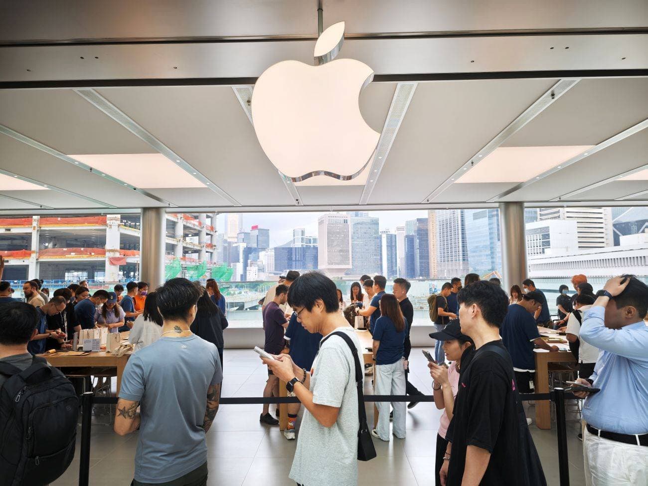 iPhone mais caro do mundo: por que o possível dobrável pode custar uma fortuna?