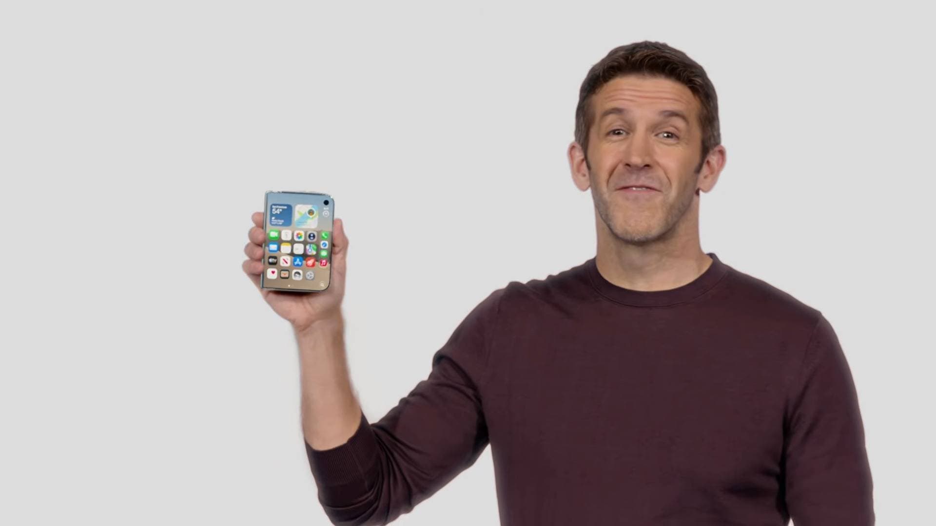 O dobrável da Apple chega sete anos depois de rivais, mas pode soar como uma grande inovação