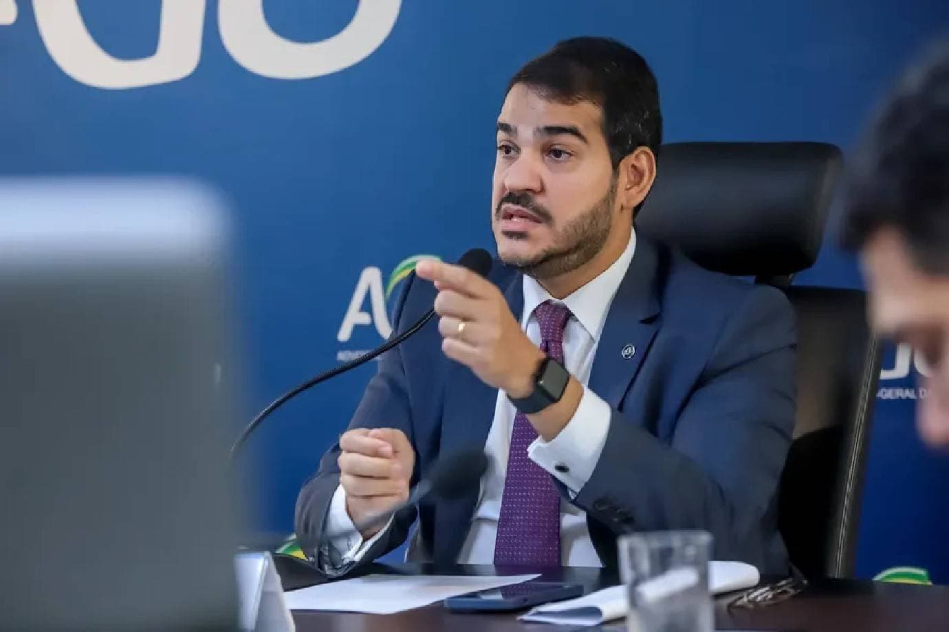 AGU diz que decisão de Fachin que mantém Andrei Rodrigues 'restaura ordem pública e administrativa'