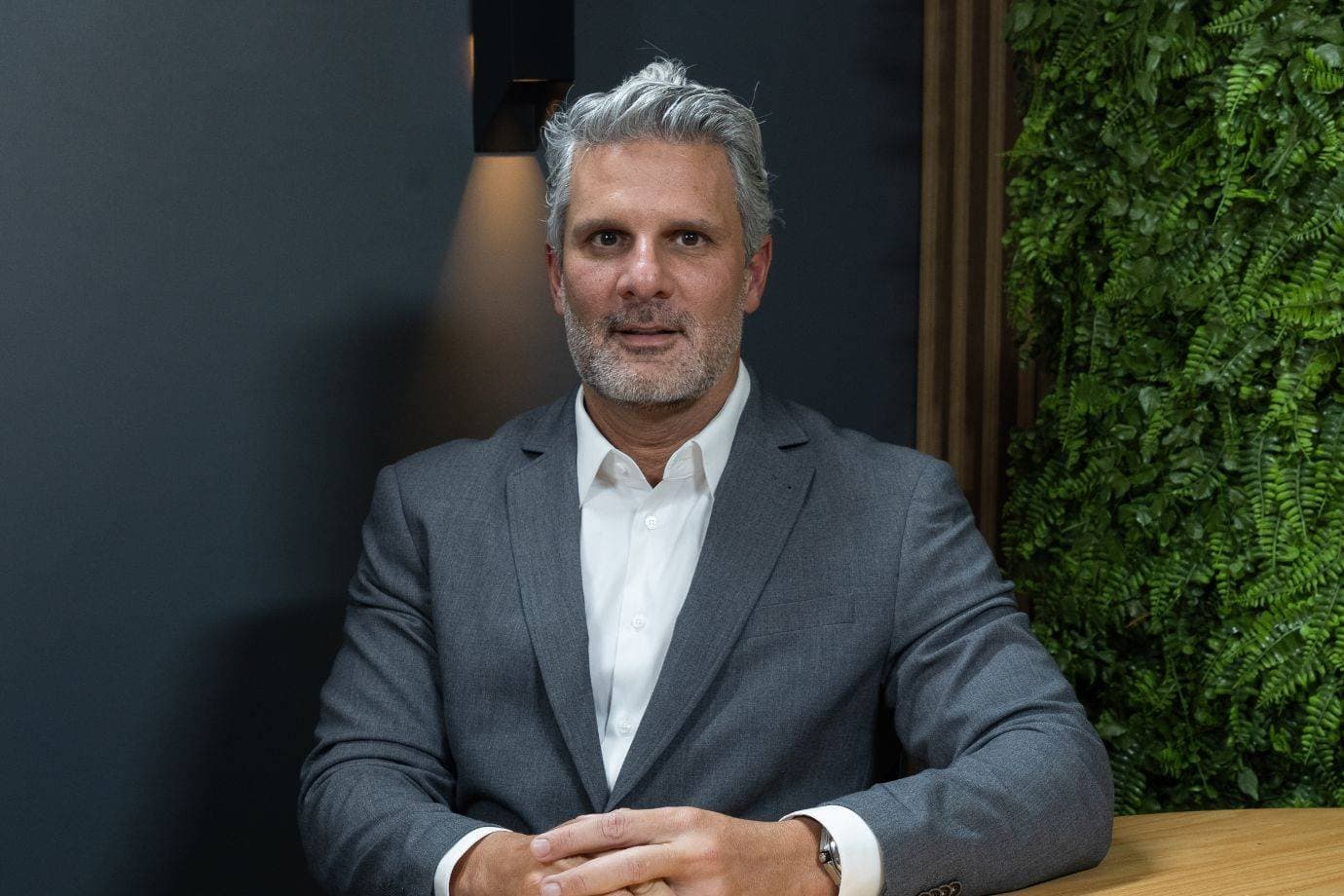Aquisição de plataforma com 13 milhões de clientes marca estreia de nova holding financeira