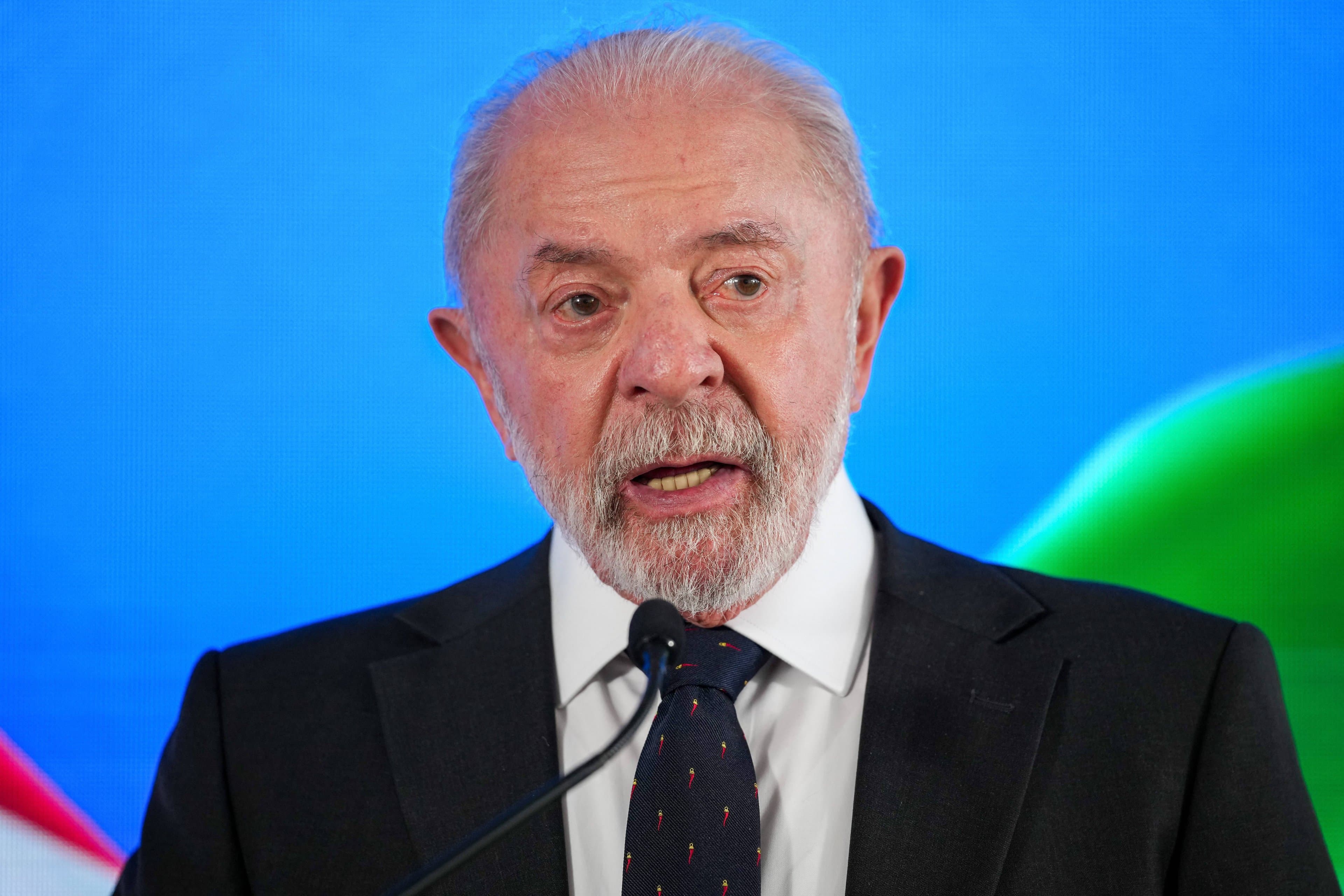 Lula diz que SUS pode oferecer canetas emagrecedoras de graça a pacientes com obesidade