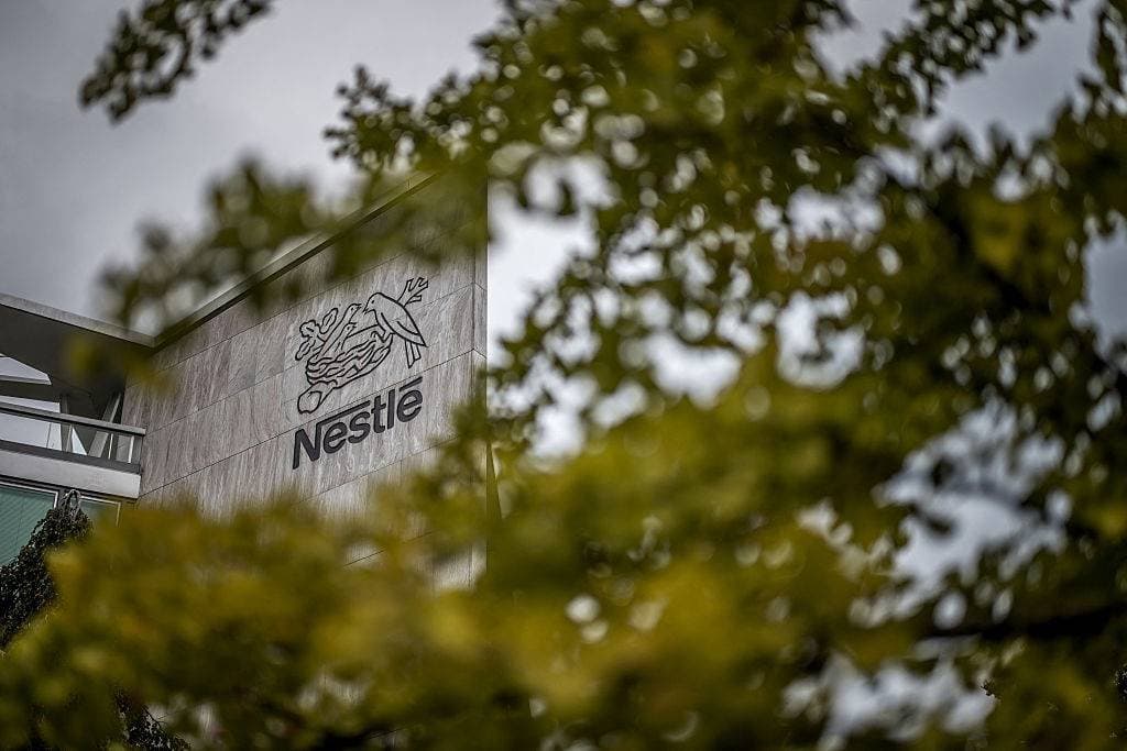 Rússia assume controle da Nestlé e de Auchan em novo cerco a empresas da UE