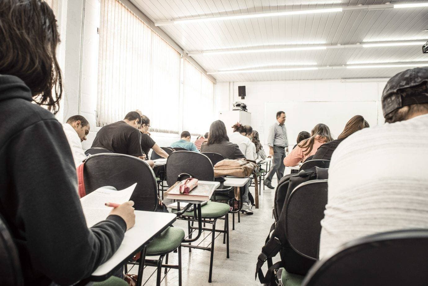 China soma 270 milhões de pessoas com ensino superior, número maior que a população do Brasil