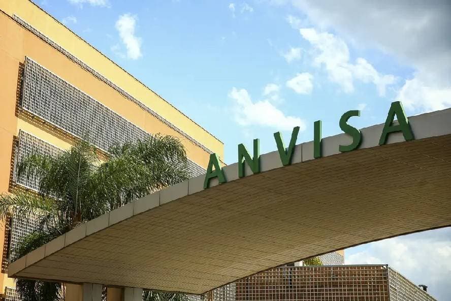 Farmácias questionam Anvisa sobre legalidade de venda de remédios com receita no Mercado Livre