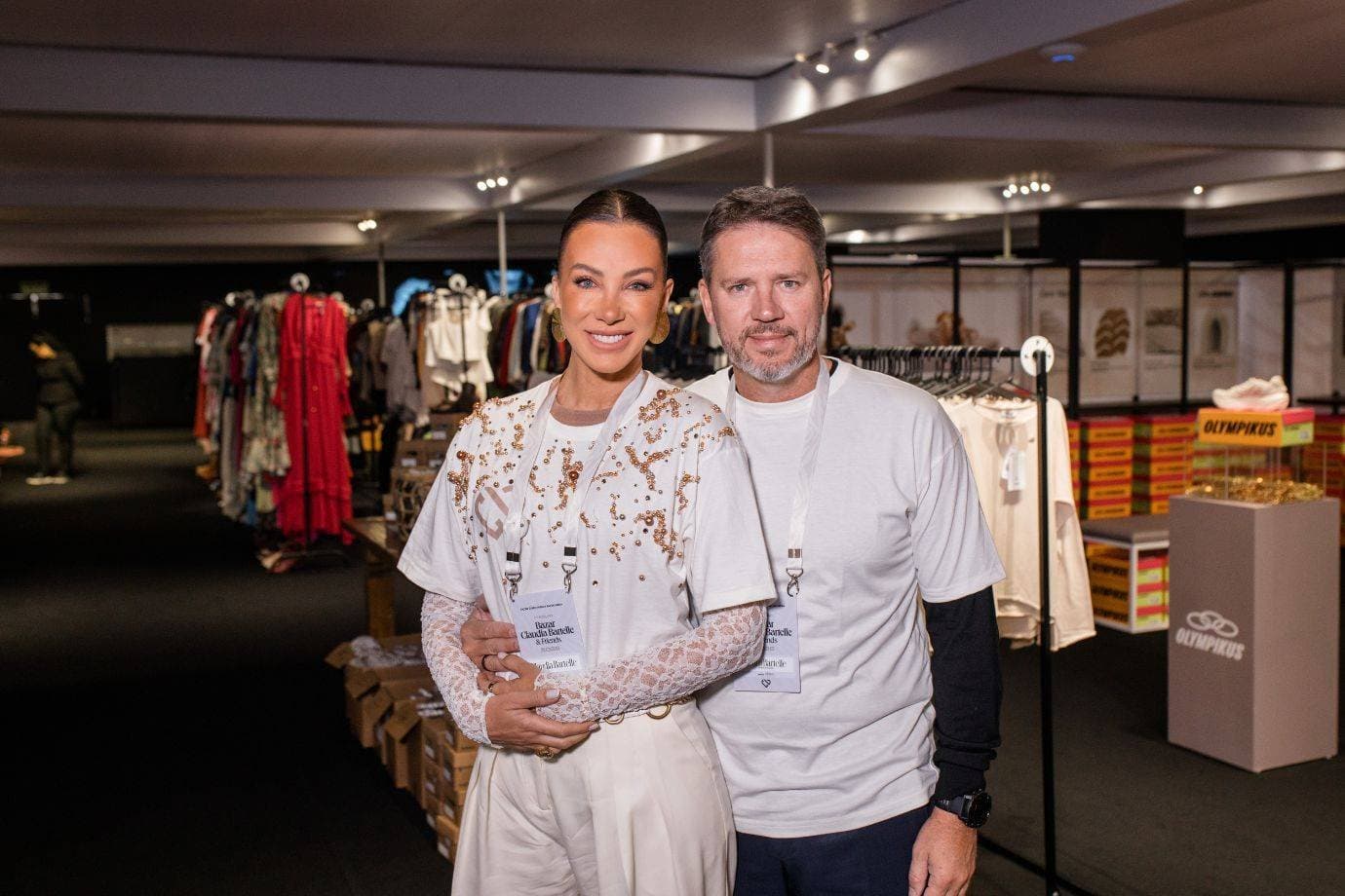 Bazar vende peças luxo a partir de R$ 10 em shopping e arrecada R$ 2,5 milhões para causa social