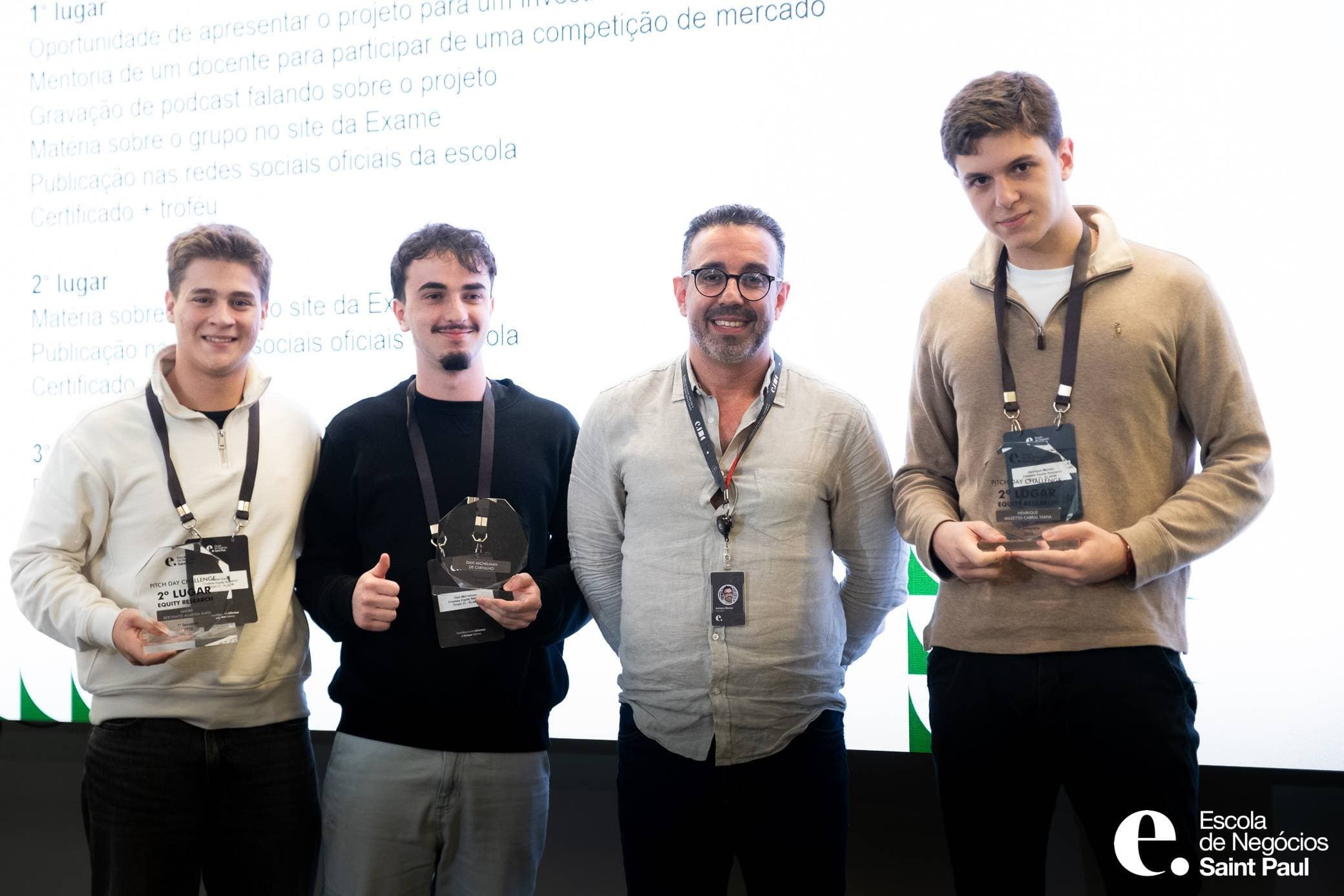 Além da IA: o método desses três jovens para cruzar dados e um montar equity research da Klabin