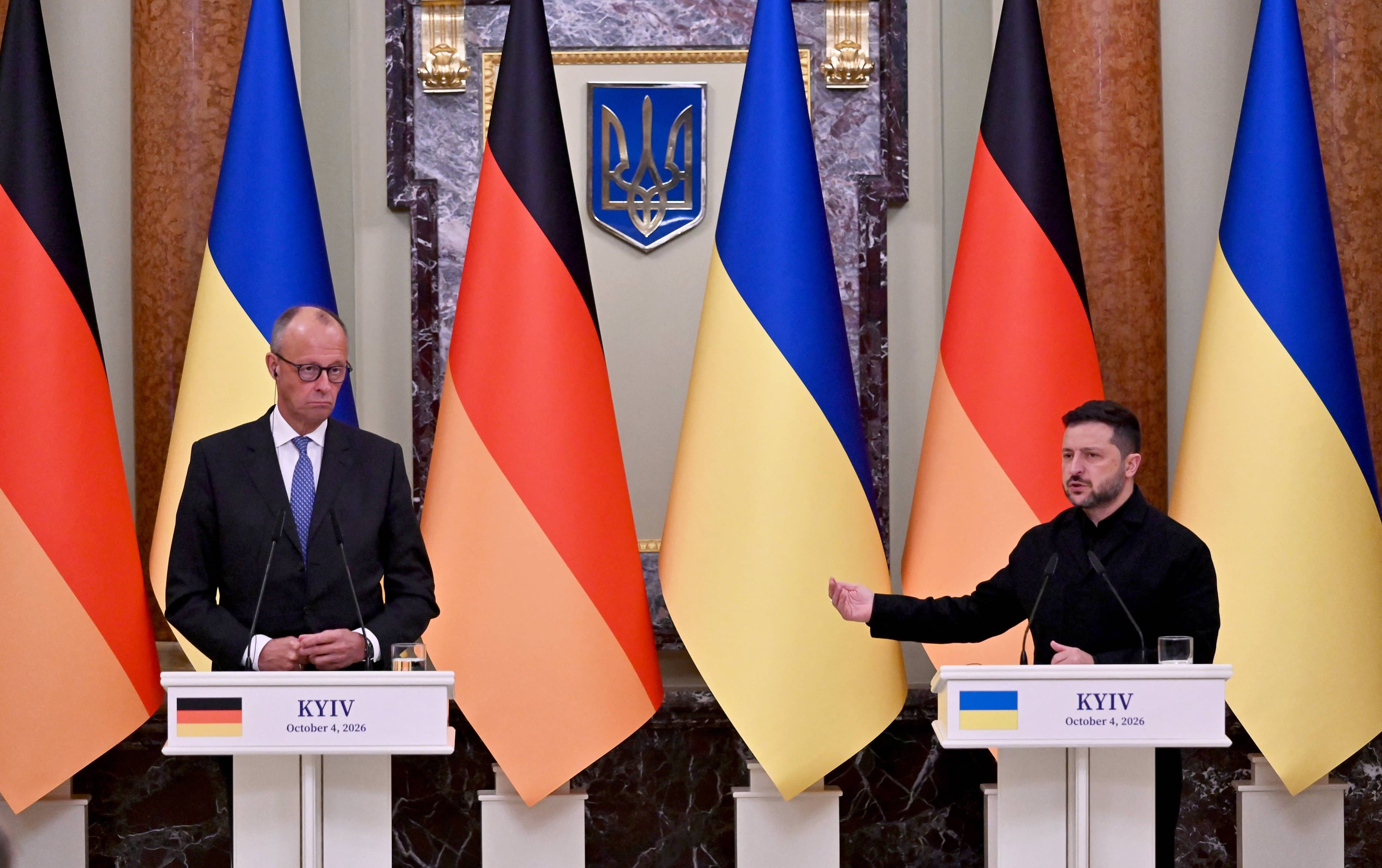 Rússia atinge importante ponte em Kiev em dia de visita de chanceler alemão