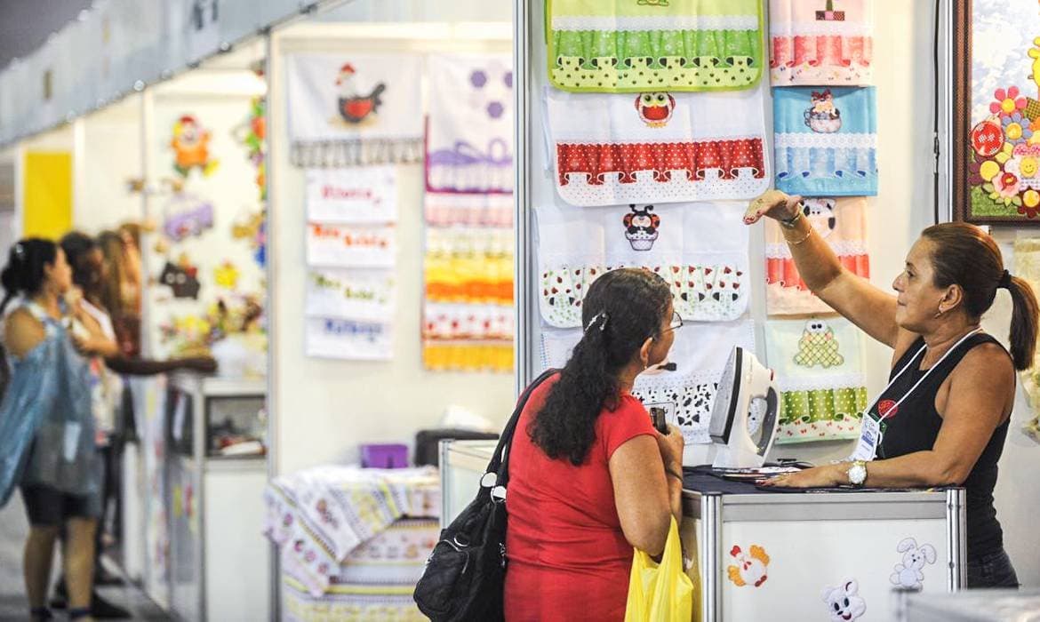 Como vai funcionar o perdão de dívidas e o Pix de até R$ 5 mil para MEIs proposto por Lula