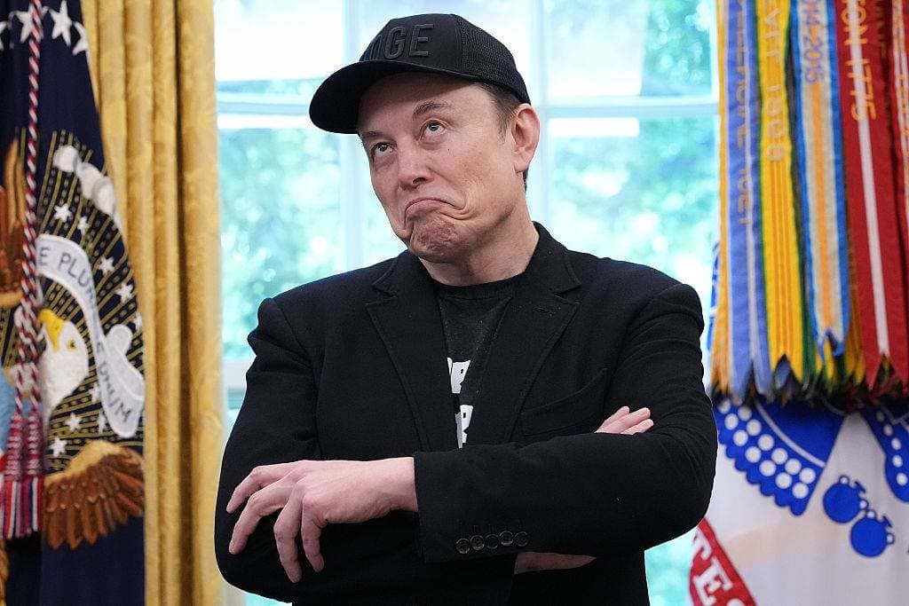 Elon Musk diz que dará uma ação da SpaceX a cada criança dos EUA em 2027