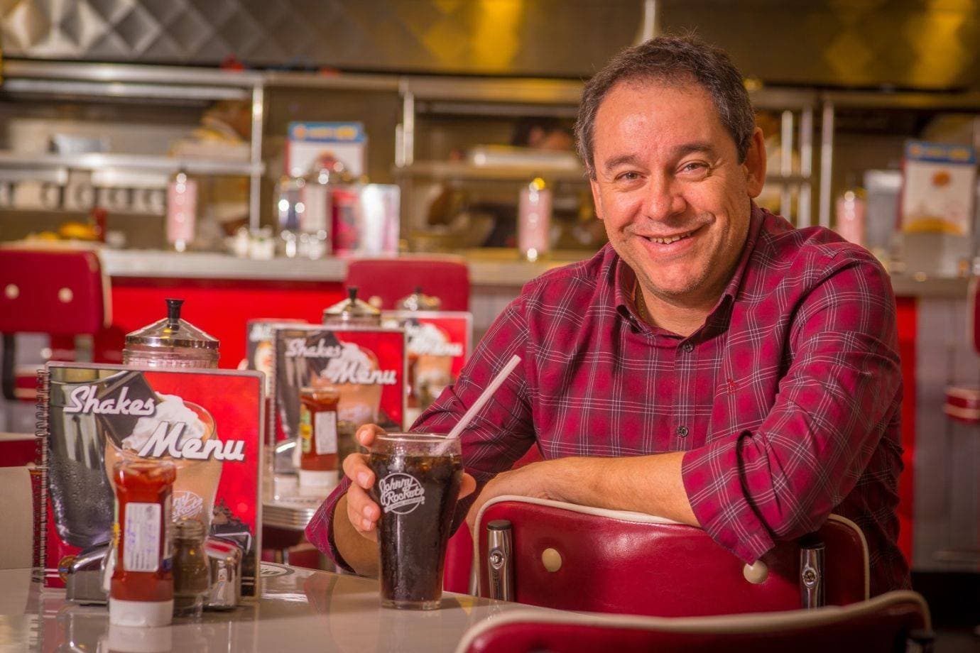 Dono da Johnny Rockets no Brasil vai abrir 10 novas lojas e faturar R$ 350 milhões em 2026
