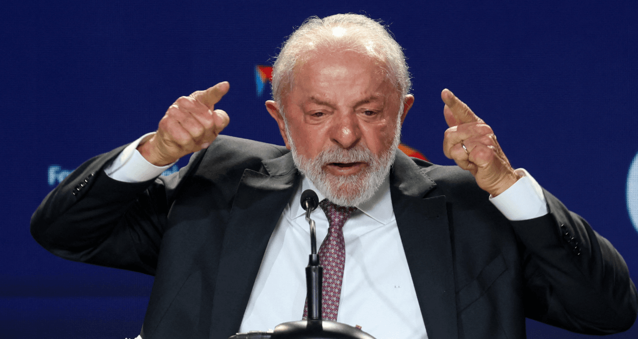 Lula chama Flávio de ‘traidor da Pátria’ e diz: País não aceita ser tratado como ‘republiqueta’