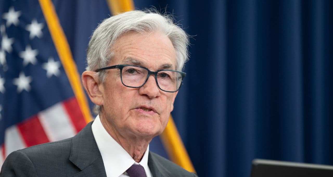 Powell diz que Fed politizado prejudicaria confiança e chama ataques de ‘teste’ para democracia