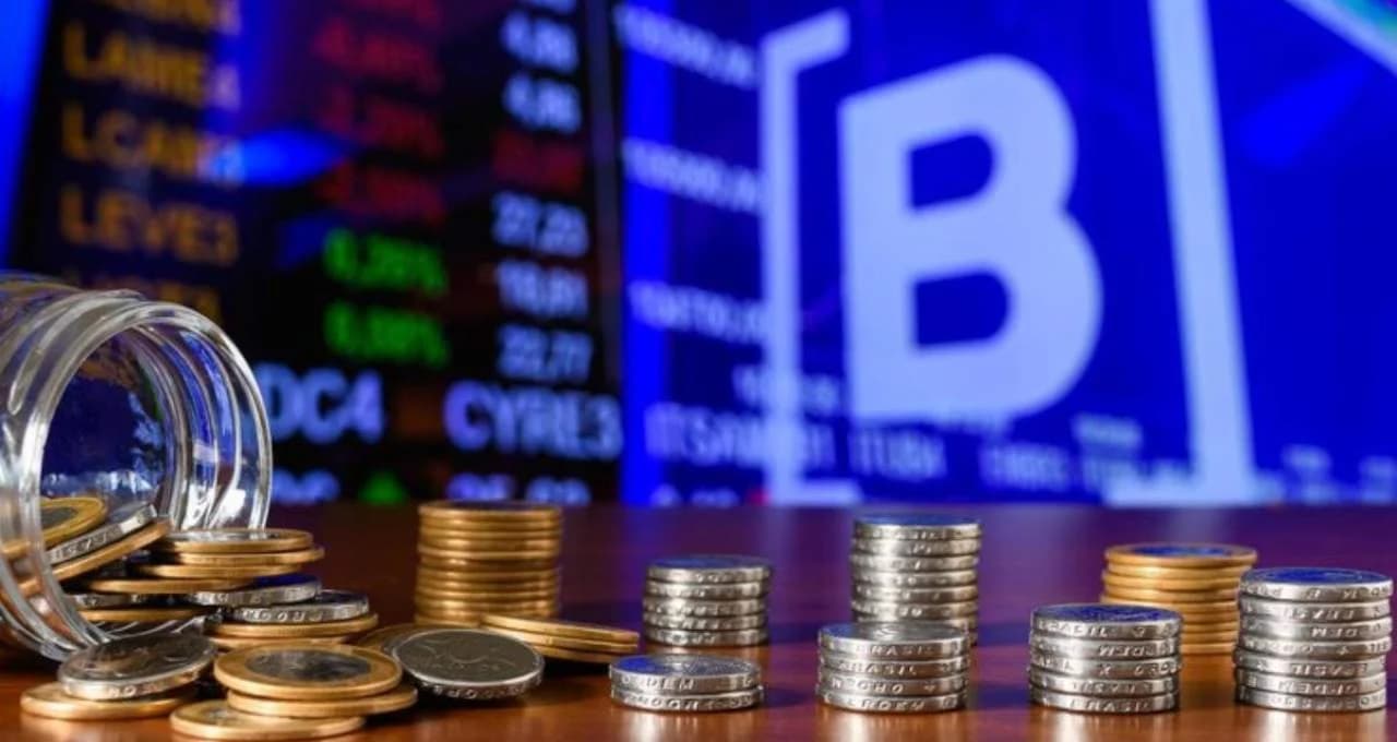 10 ações para investir em junho e que podem avançar 11,50%, segundo a Ágora