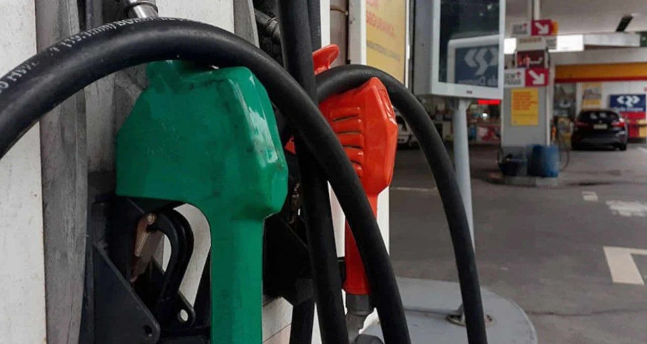 Lula, Alckmin e ministros discutem com setor do etanol aumento da mistura do anidro à gasolina para 32% e tarifa dos EUA