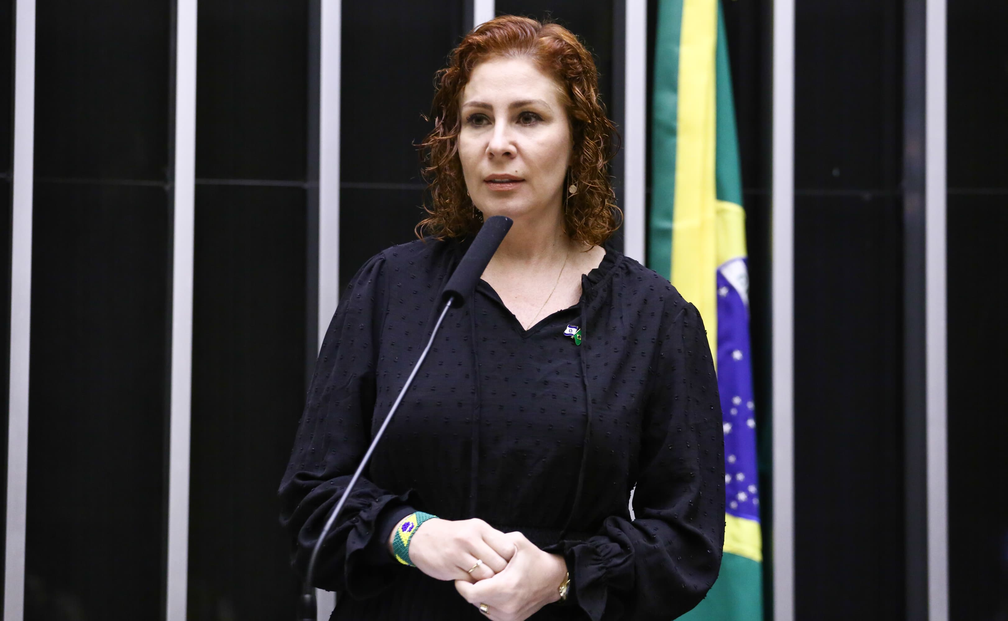 Justiça italiana aponta parcialidade de Moraes como motivo para anular extradição de Zambelli