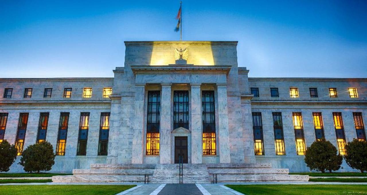 Fed mantém juros nos EUA entre 3,50% e 3,75%
