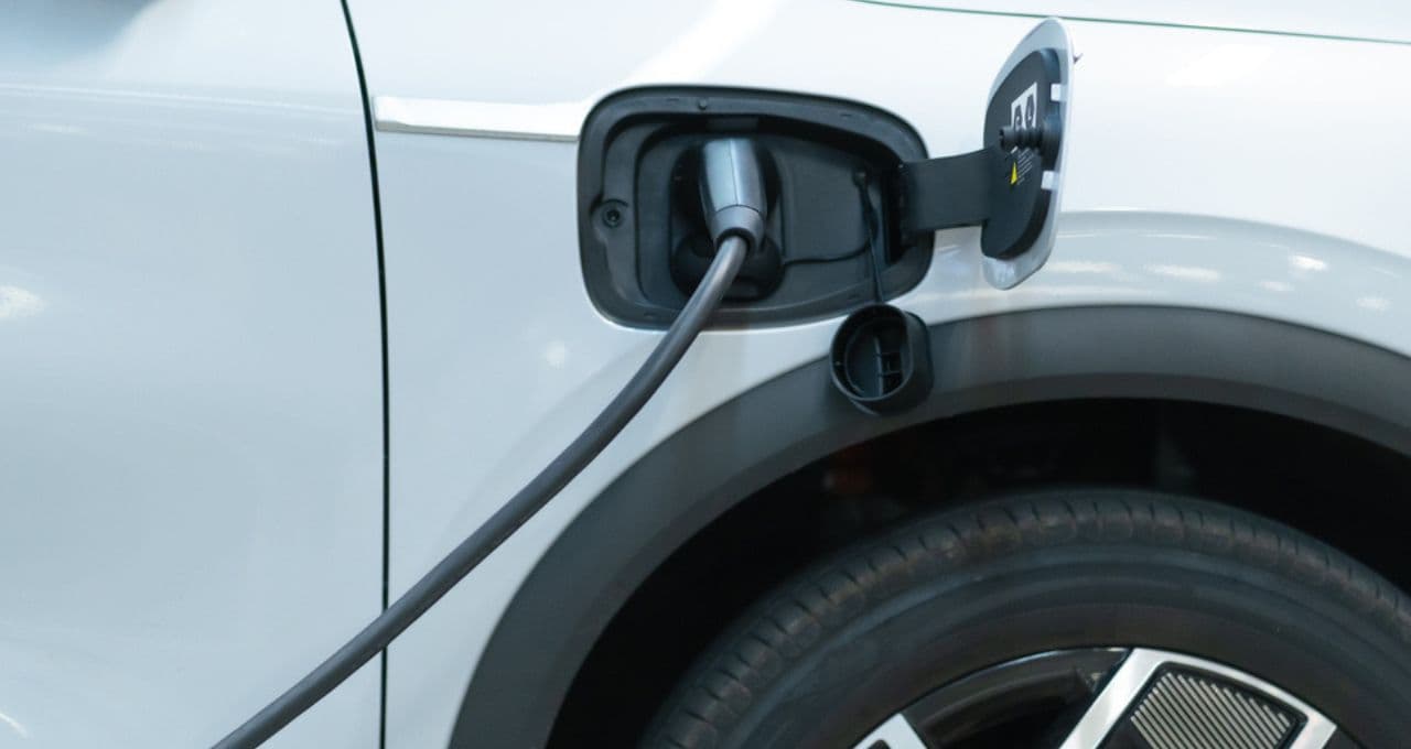Governo mantém elevação de tarifas para carros elétricos e cria cota adicional para importação com alíquota zero