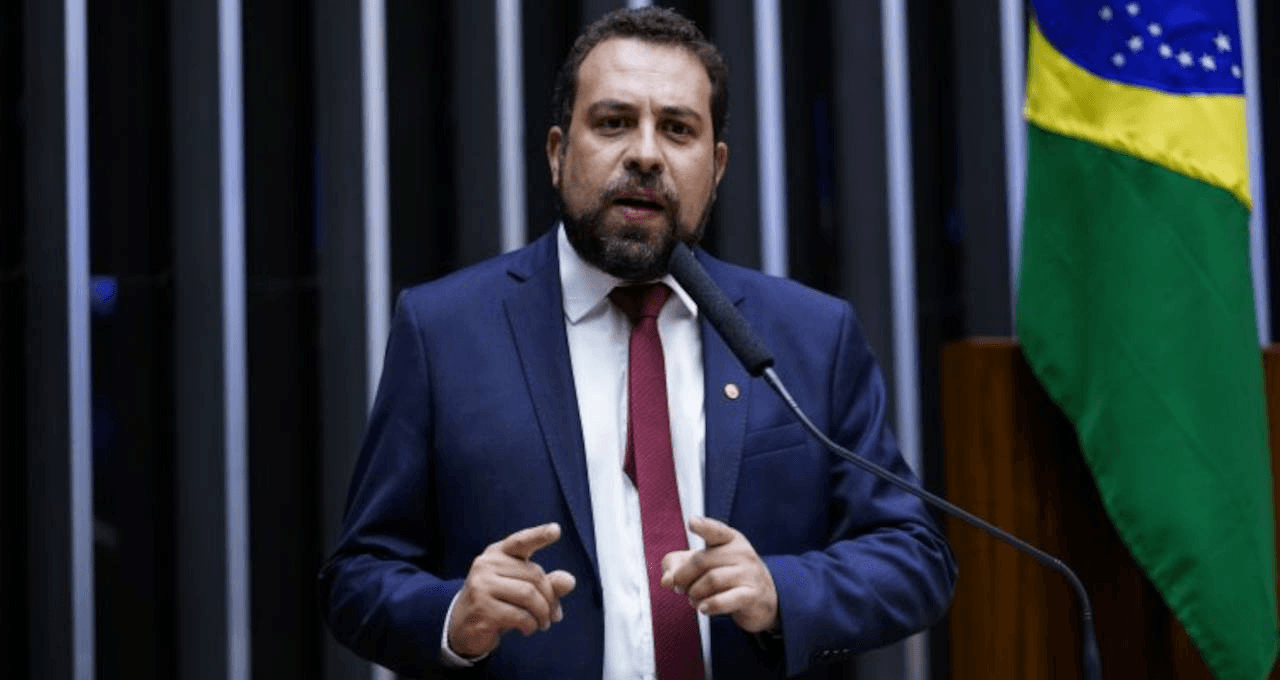 Quem é do agro e não se preocupa com baboseira ideológica está satisfeito com Lula, diz ministro