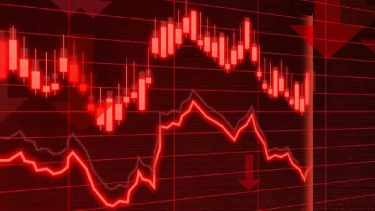 Mini índice desvaloriza 1,56% e interrompe alta; mini dólar valoriza, aponta BTG