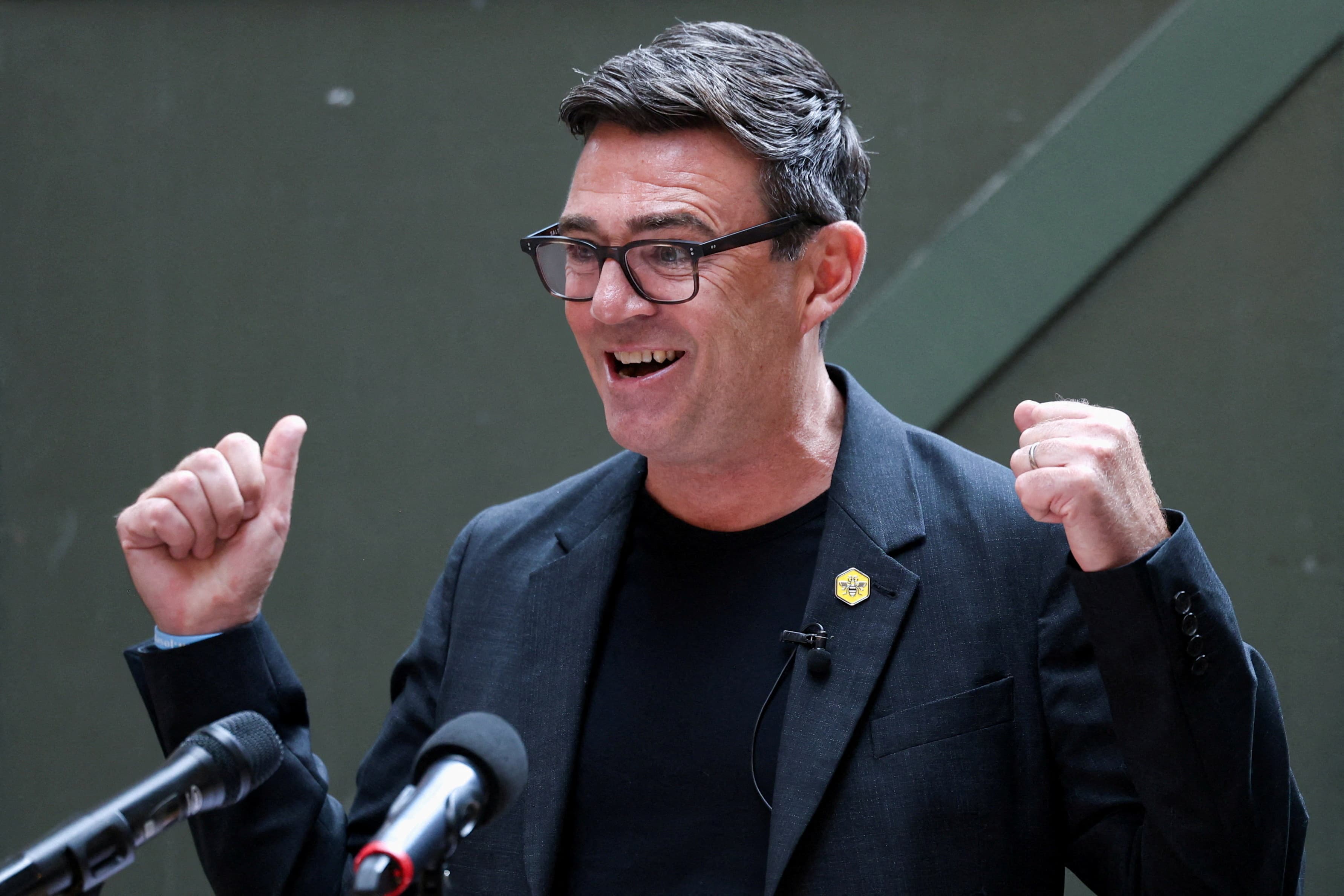 No Reino Unido, Burnham é oficializado líder trabalhista e assumirá lugar de Starmer no dia 20
